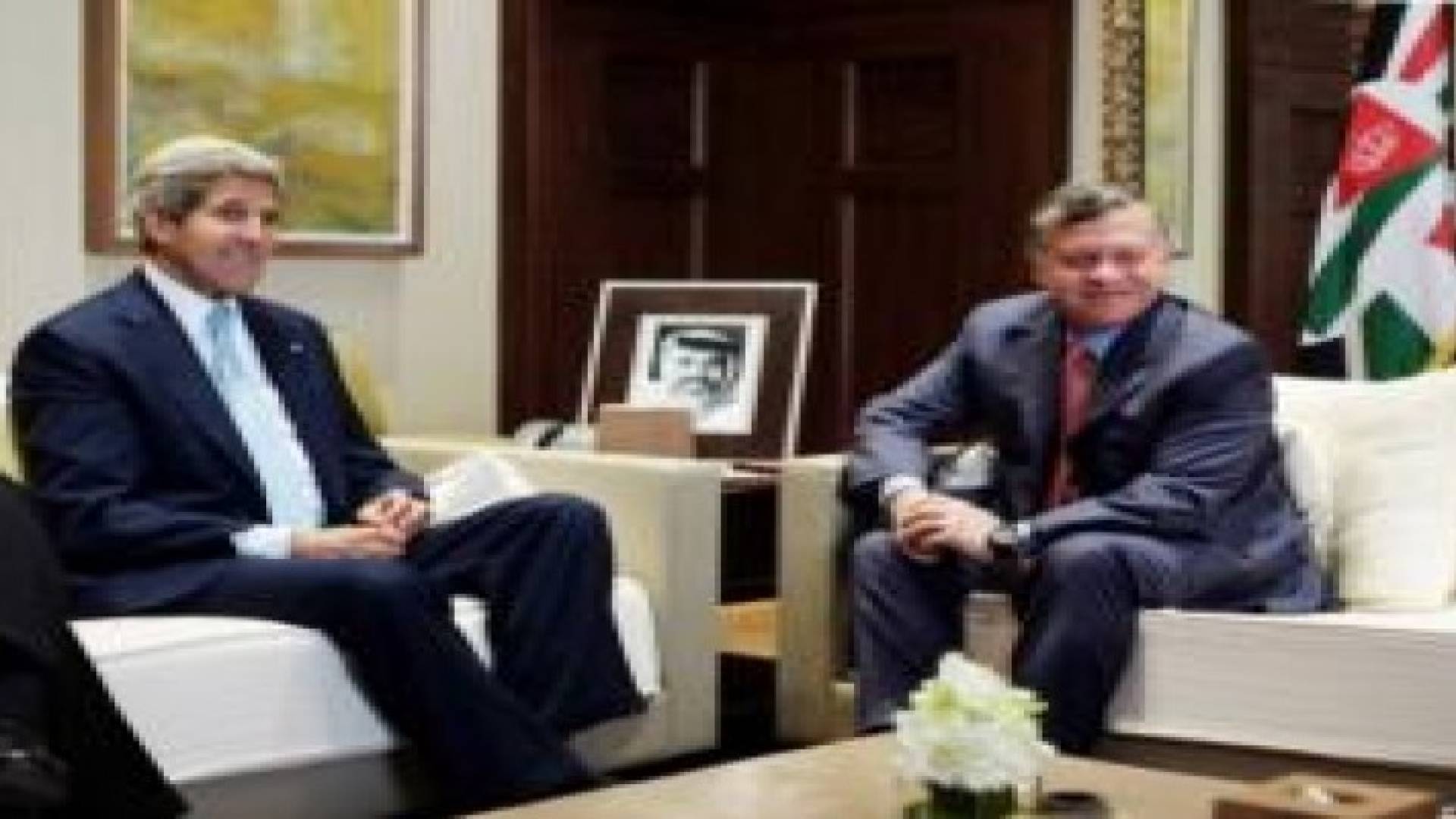 مصادر: ترجيح لقاء الملك بجون كيري في عمان السبت