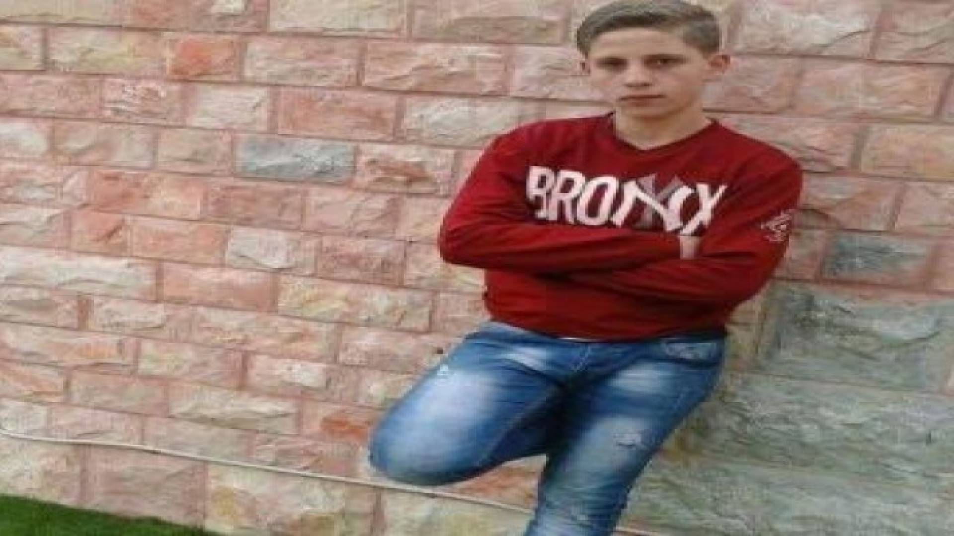 الاحتلال يعدم شابين جنوب الخليل