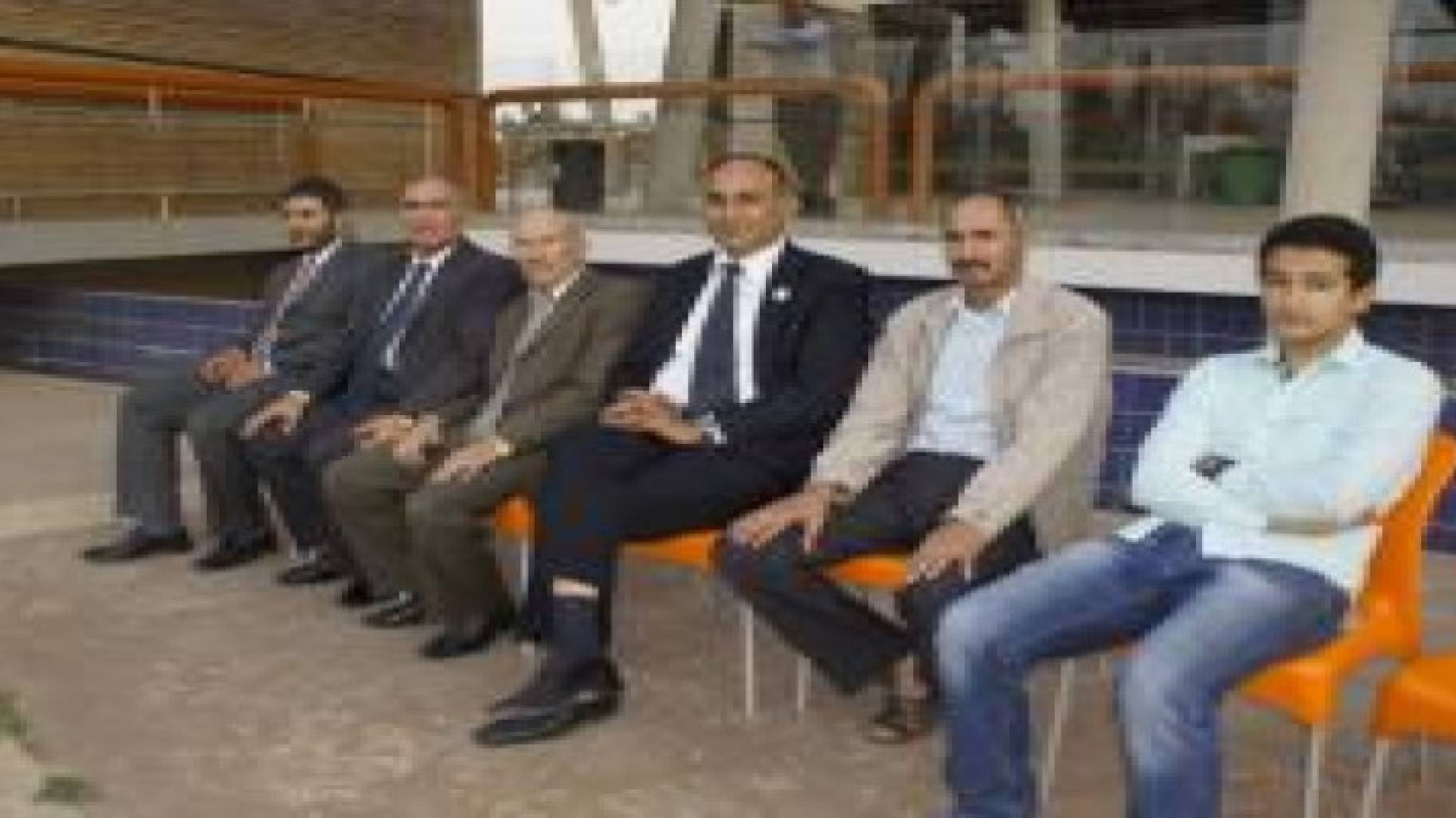 عمان: منظمة السلام للاغاثة تنظم حفلا غنائيا للأطفال السوريين.. صور