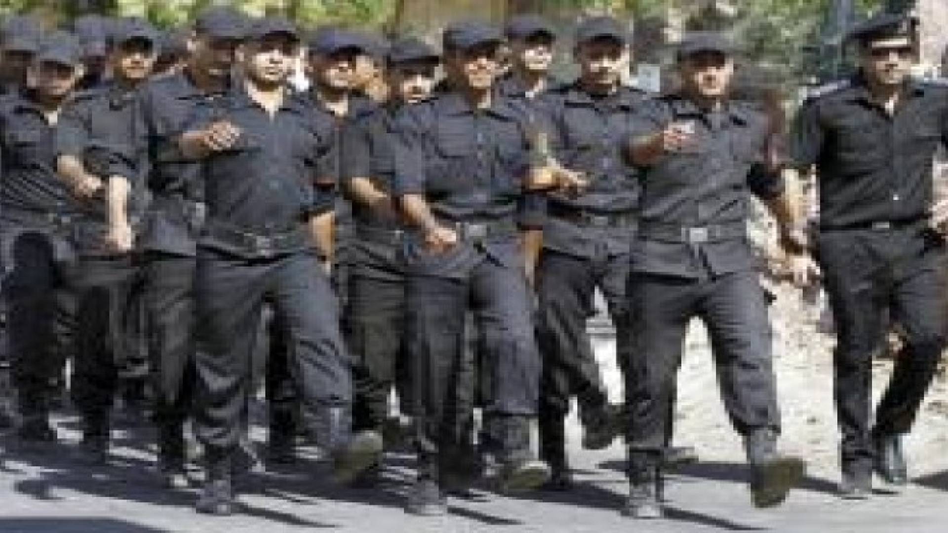 إصابة 10 جنود مصريين في انفجار عبوة ناسفة بالعريش