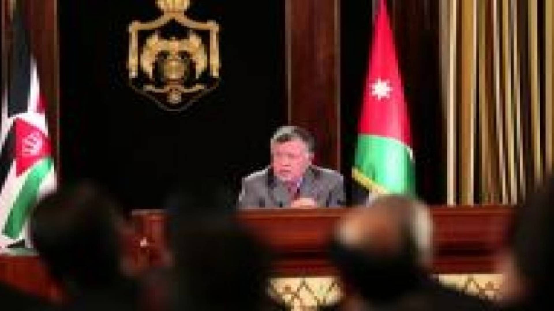 نواب : رد الملك لقانون اللامركزية " انتصار للدستور"