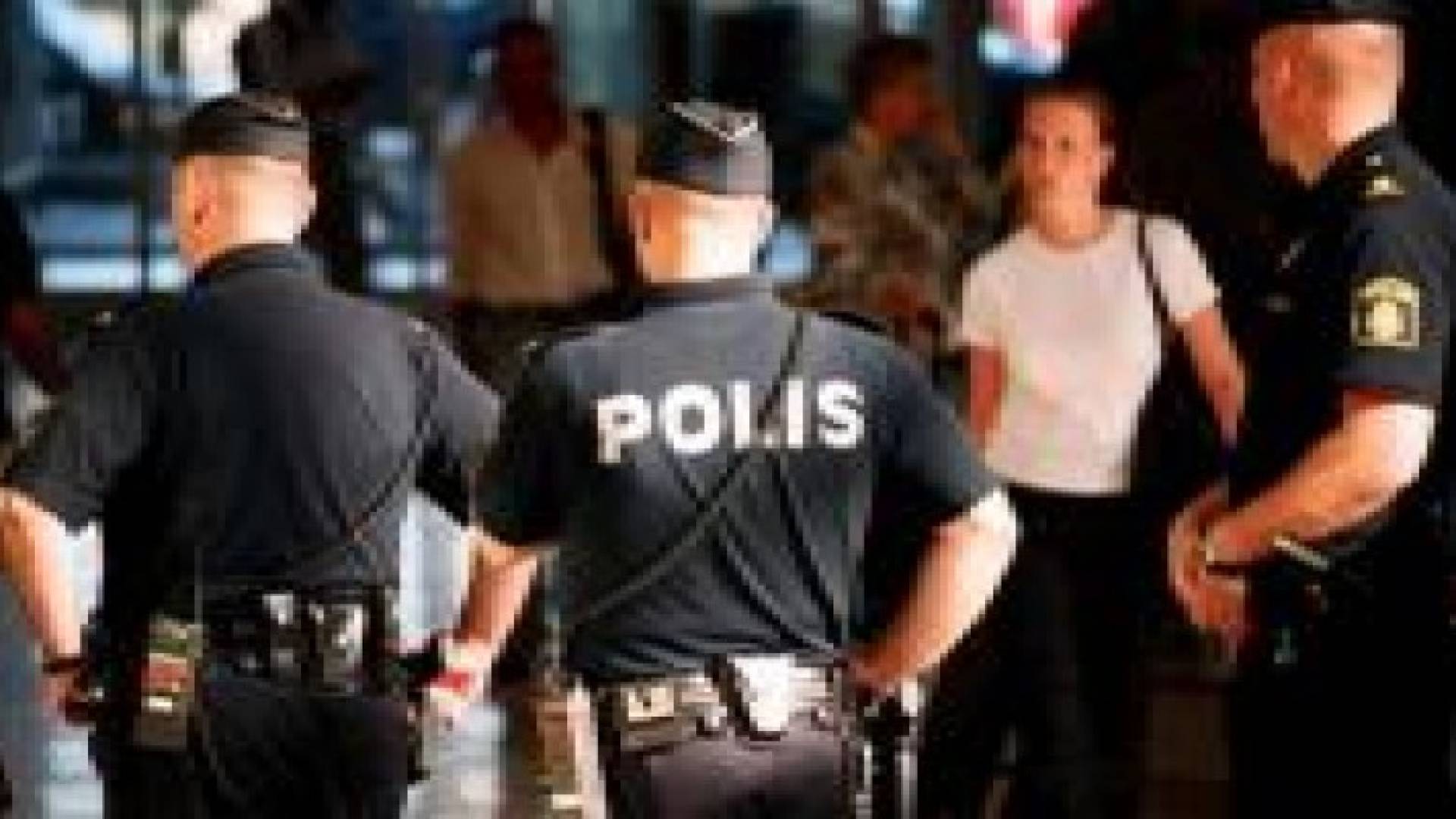 تحديث : السويد وفاة أحد المصابين بعملية الهجوم على مدرسة بالسيف