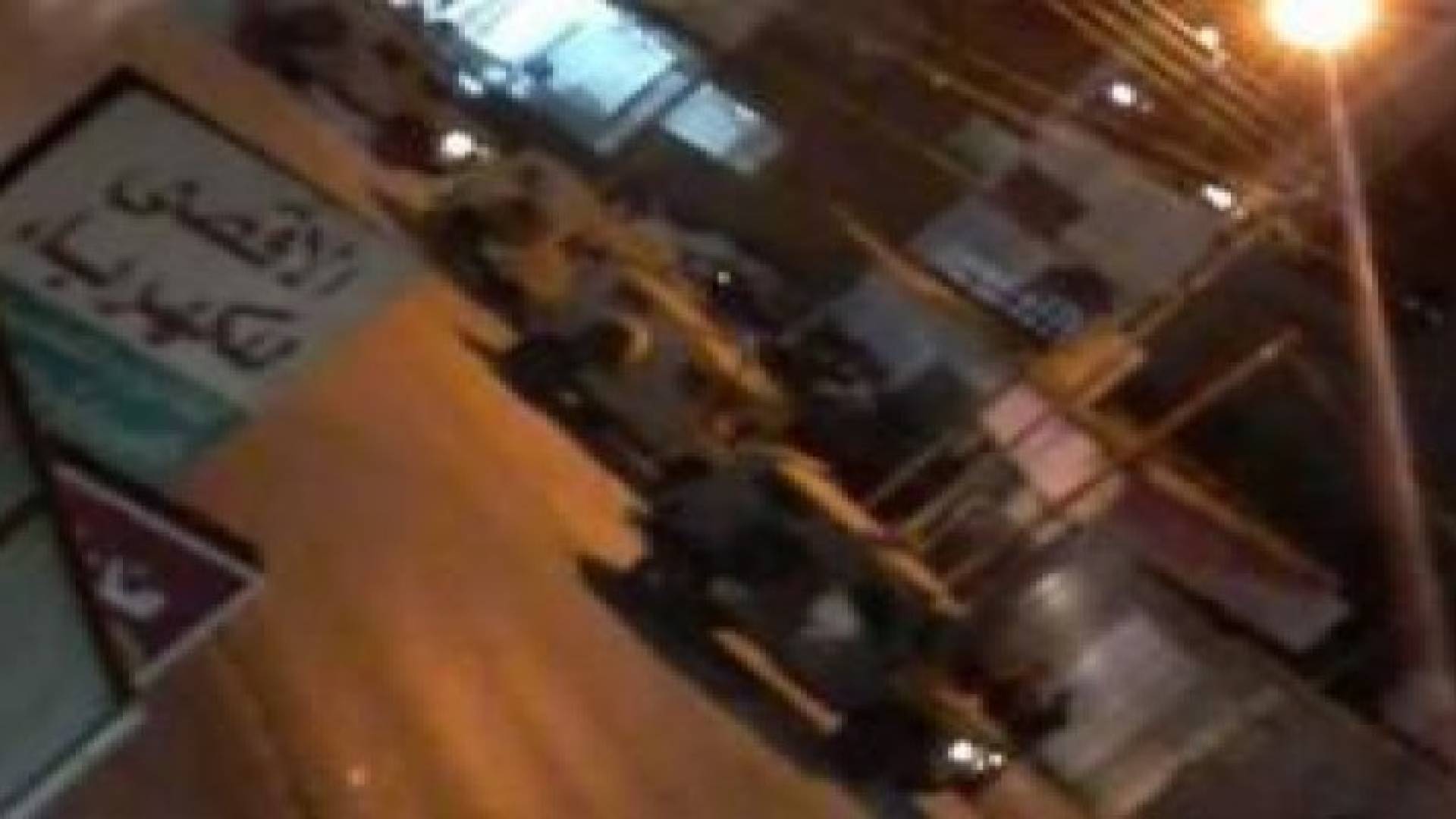 المستوطنون يعتدون على المحلات والمركبات في حوارة