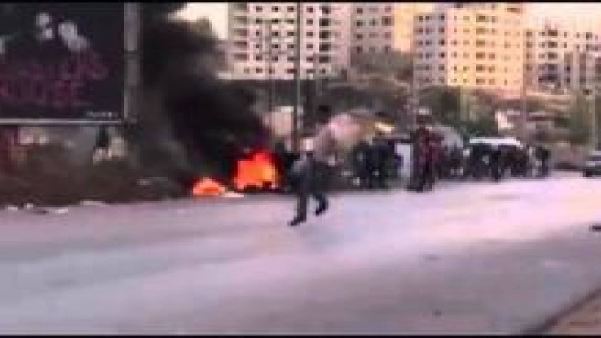 مواقع التواصل الاجتماعي تعج بسخرية الفلسطينيين من جنود الاحتلال .. صور