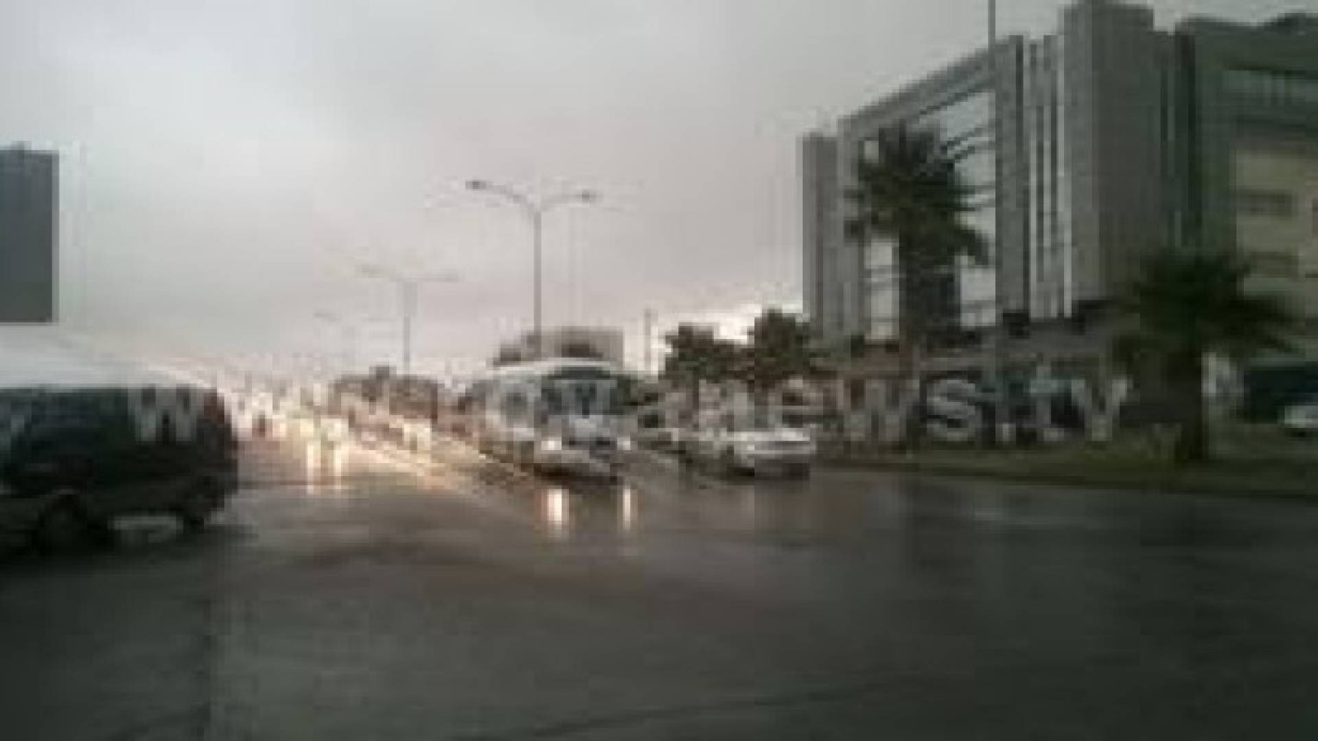 الاثنين ذروة حالة عدم الاستقرار الجوي .. أمطار غزيرة وعواصف رعدية تعم المملكة وتحذيرات جدية من تشكل