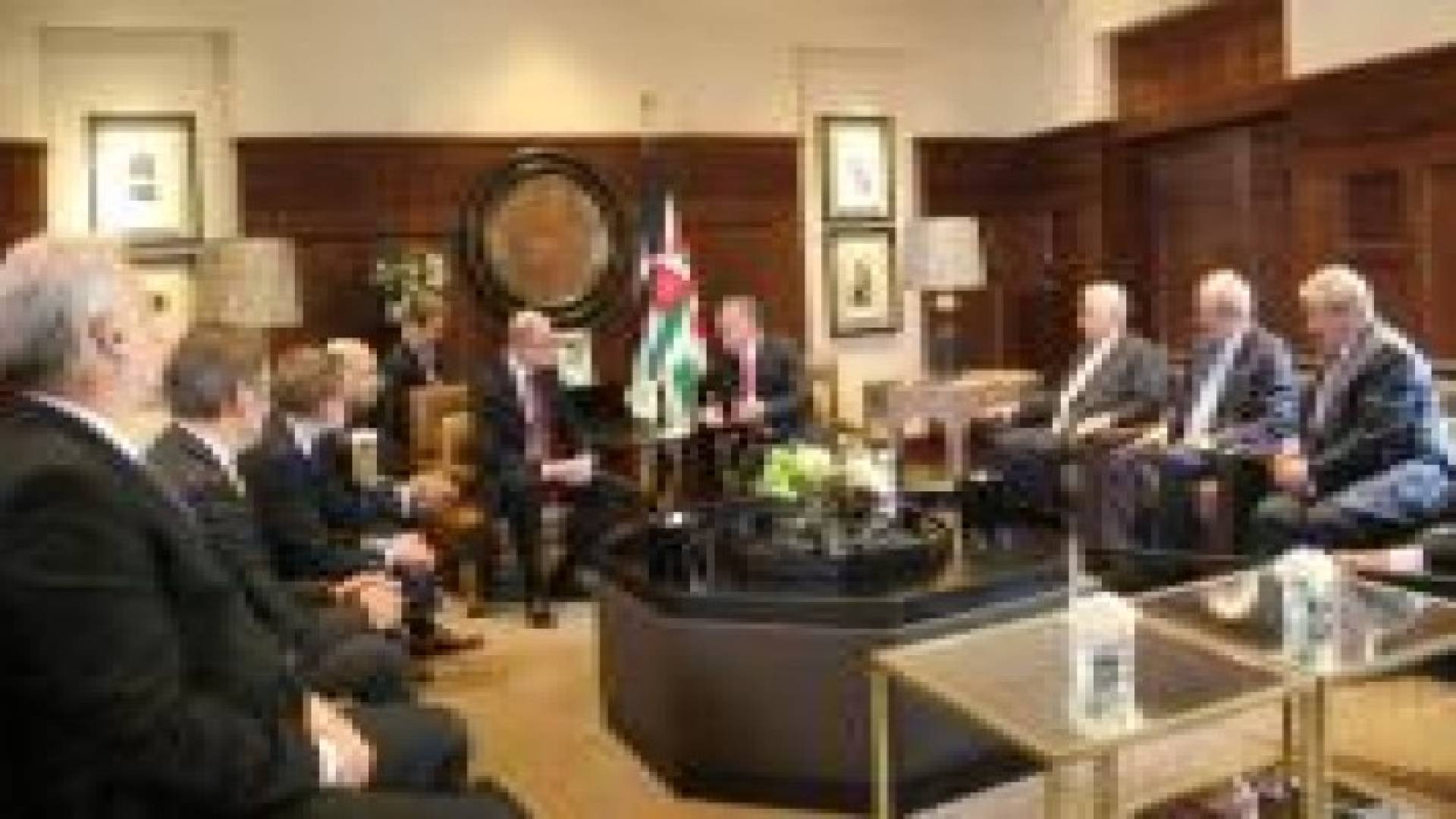 الملك: العودة إلى ترتيبات الوضع القائم في كامل الحرم الشريف أولوية قصوى لنا