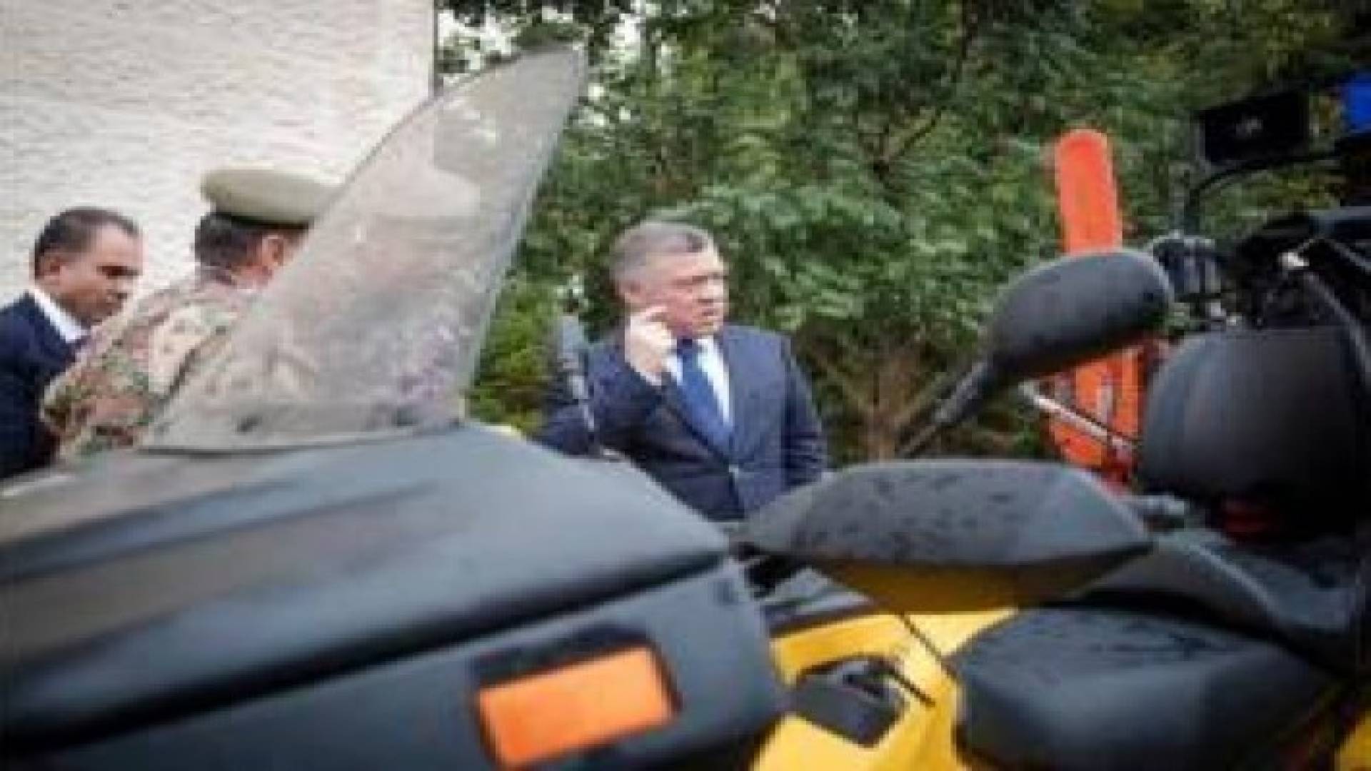 القائد الأعلى يزور المديرية العامة للدفاع المدني.. صور