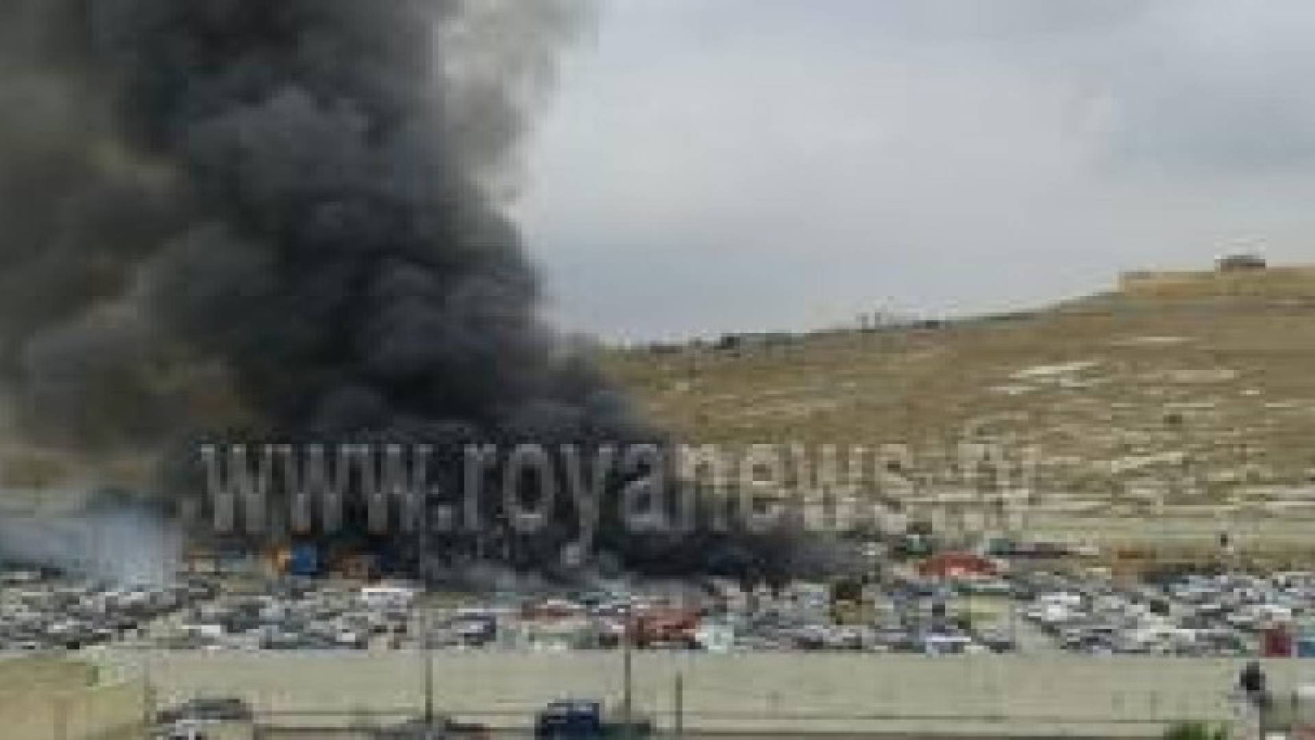 بالفيديو: رؤيا تنشر اللحظات الأولى للإنفجار الذي وقع في جمرك عمان