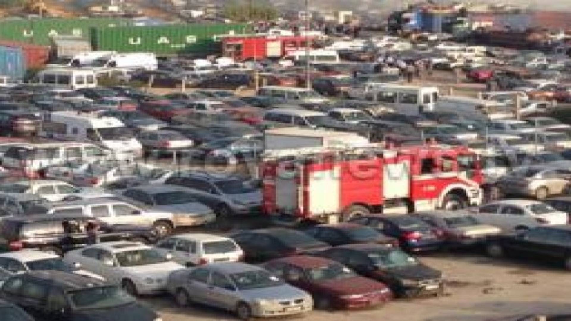 مدير الجمارك : احتراق الحاوية لا يفسر إلا بعبث من نوع ما قام به أحد العاملين