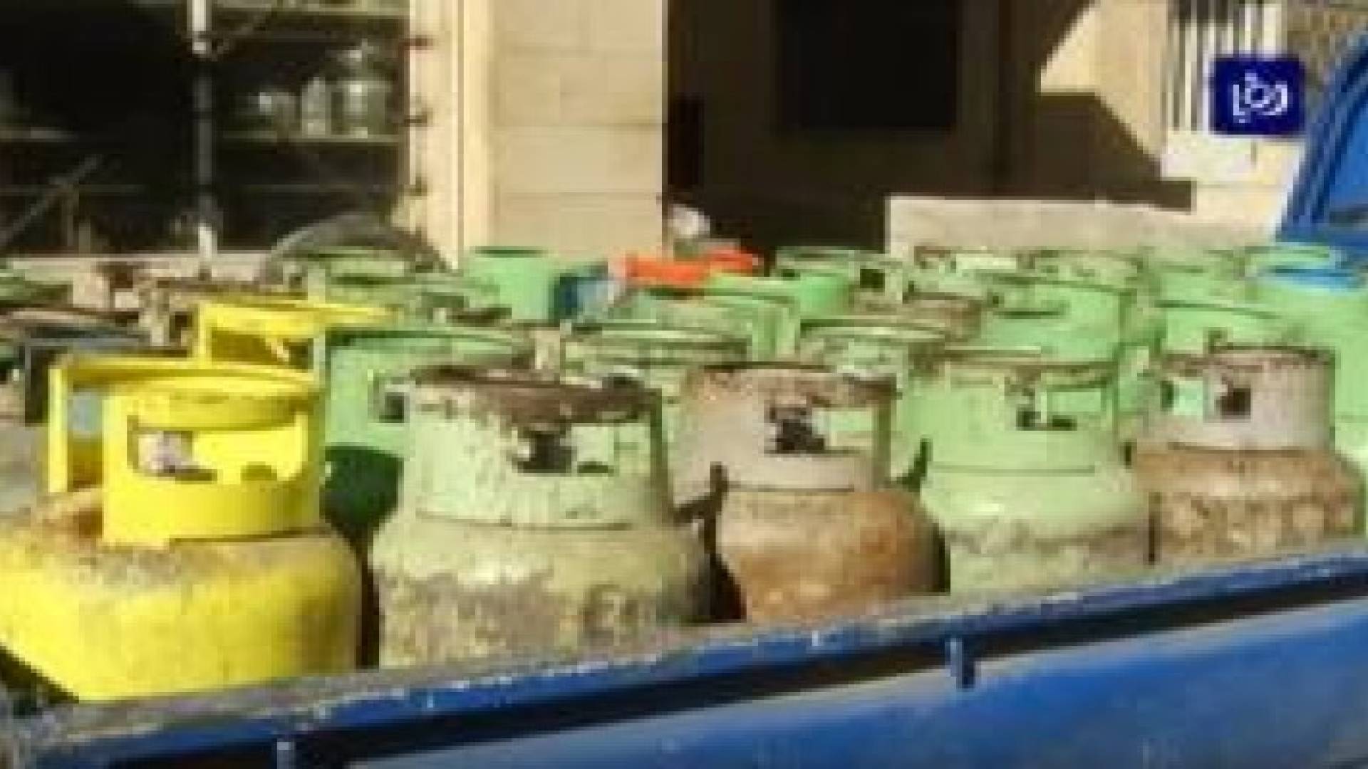 خبراء يتوقعون تثبيت أسعار المحروقات لشهر تشرين الثاني المقبل