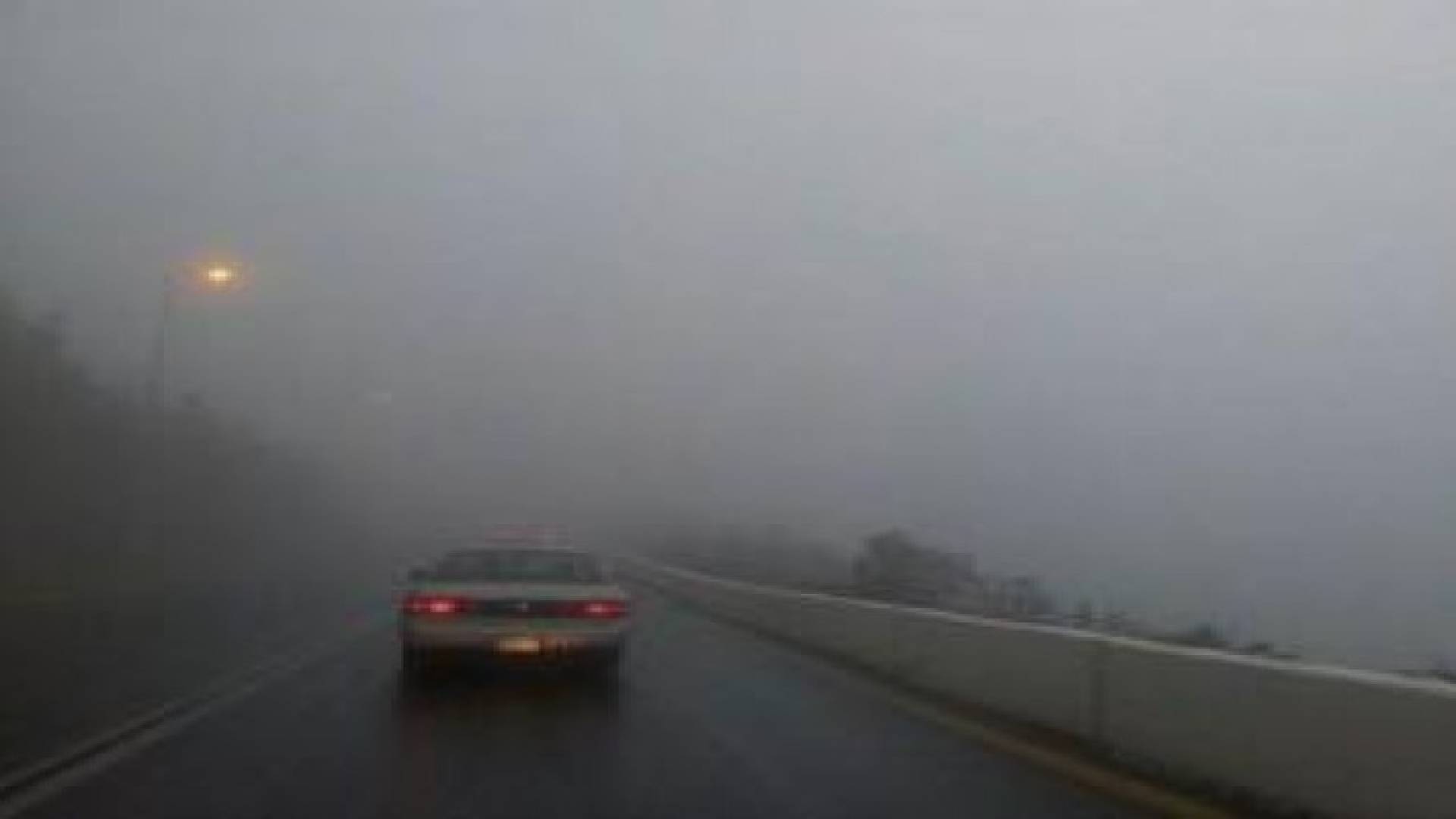 بعد الأمطار الرعدية: خطر تدني الرؤية الأفقية ليلا بفعل الضباب