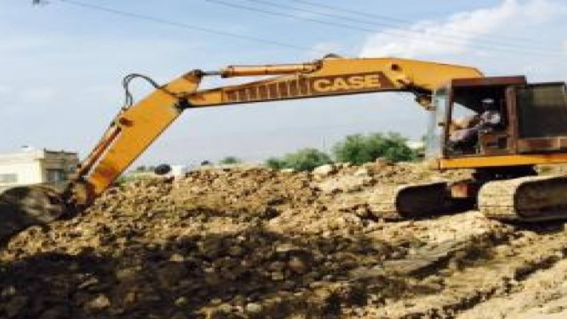 ابو حمور لرؤيا : وصل السدود 14 مليون متر مكعب من المياه