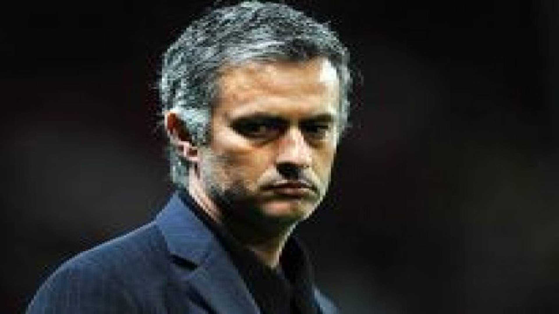 الاتحاد الانجليزي يوجه تهمة سوء السلوك للمدرب مورينيو