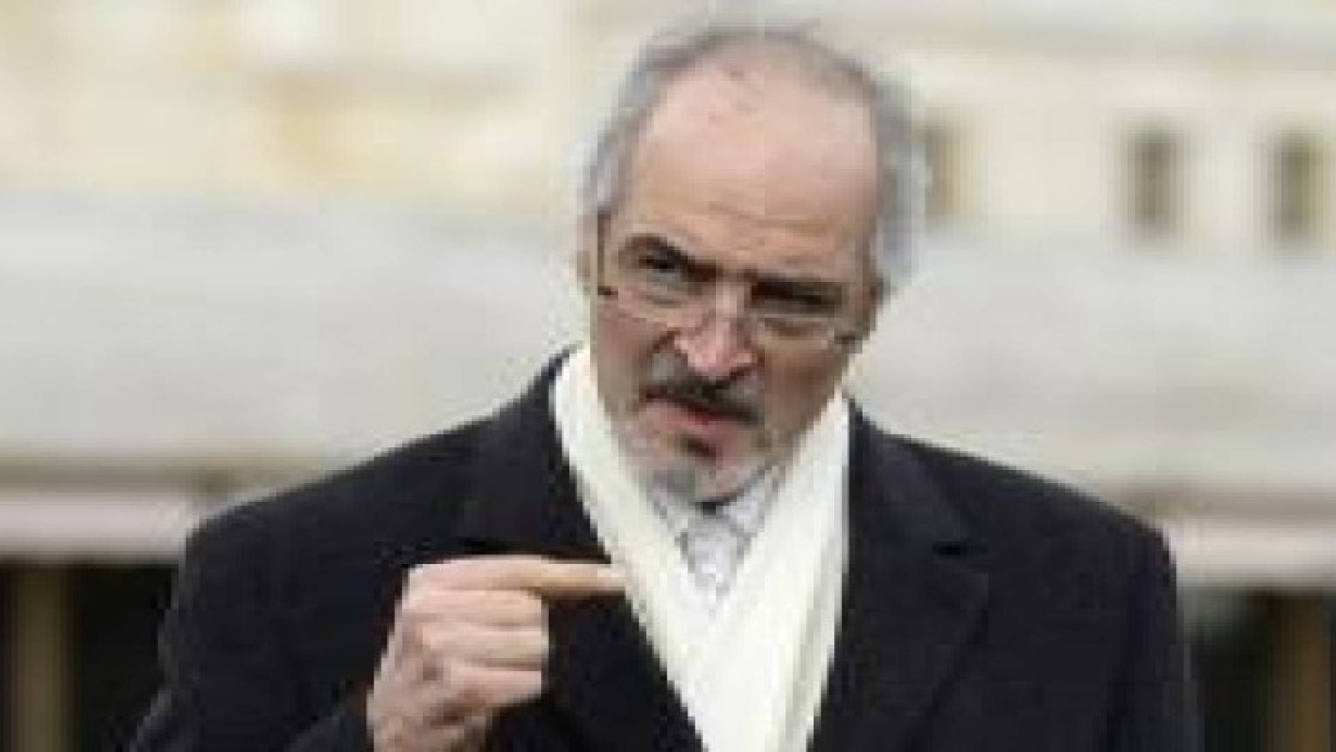 الجعفري: النصرة تقاتل بأسلحة أمريكية