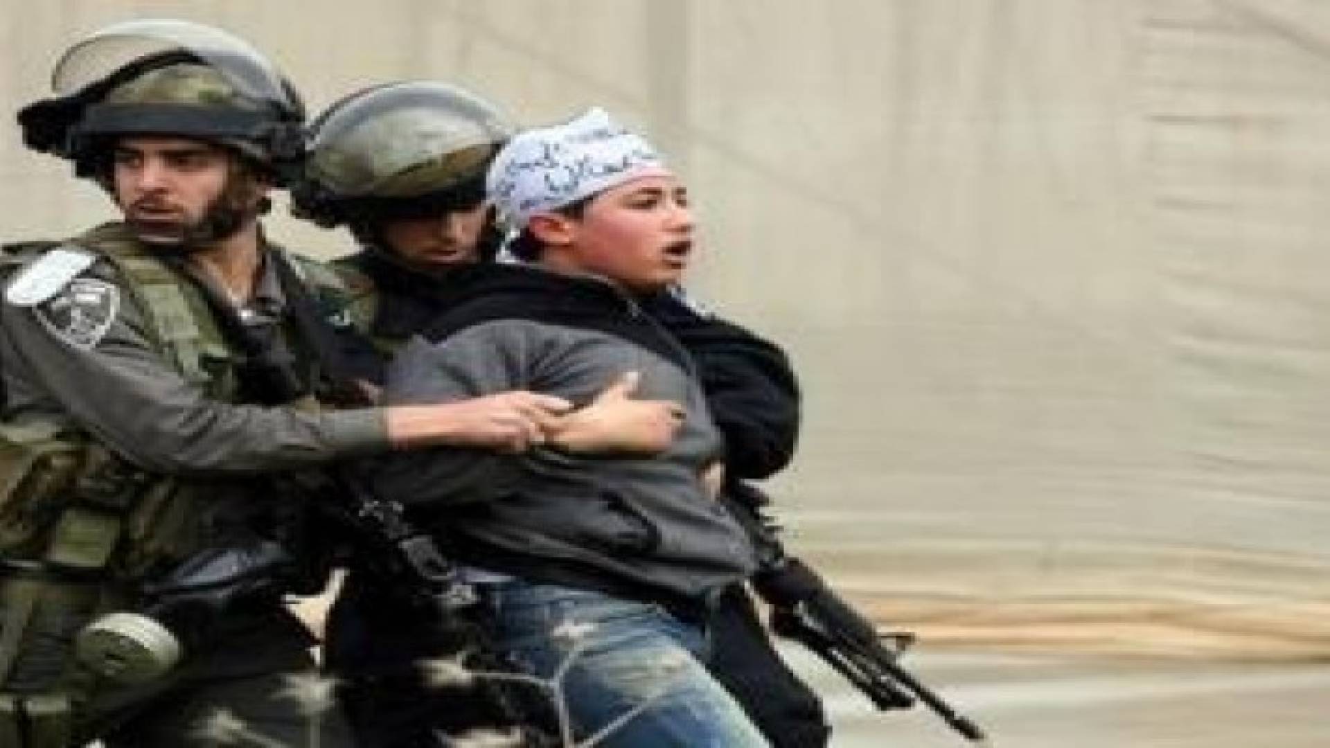 اعتقالات عشوائية بالقدس تطال الأطفال والنساء