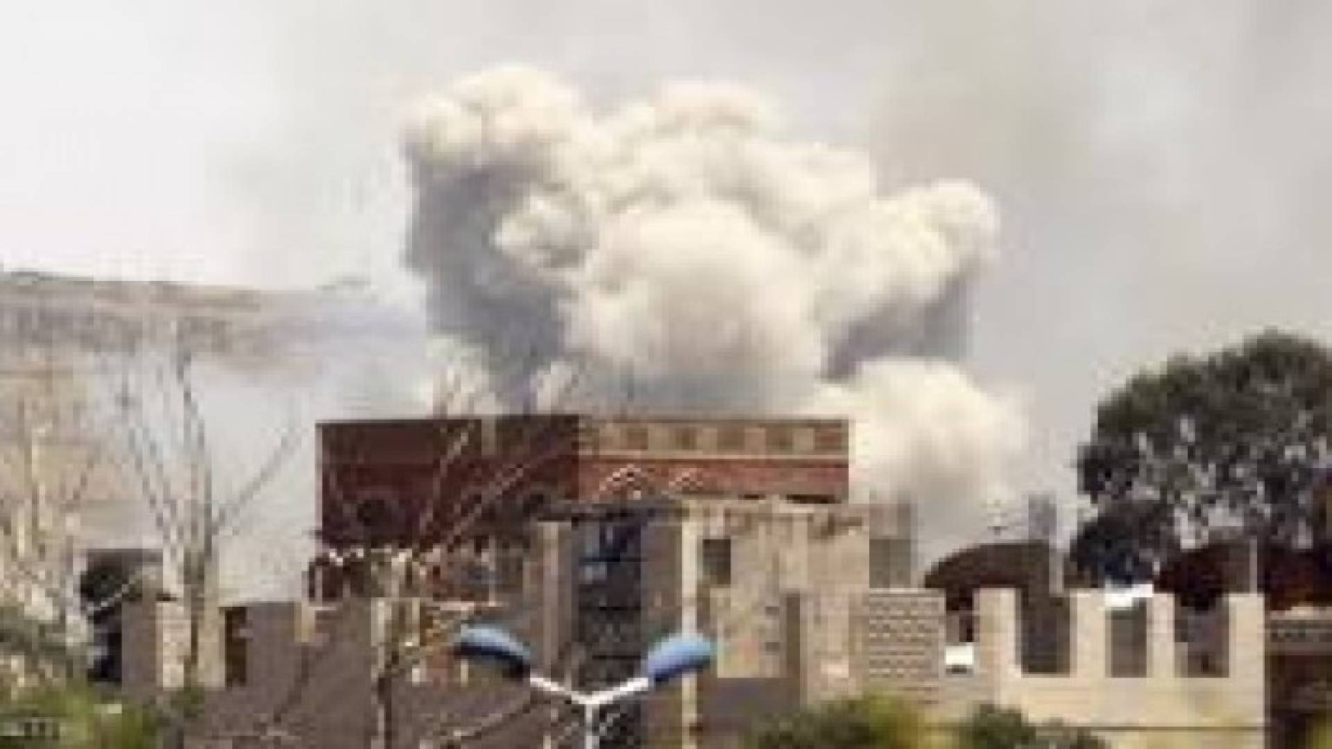 التحالف العربي يقصف مواقع للمتمردين في صنعاء وتعز