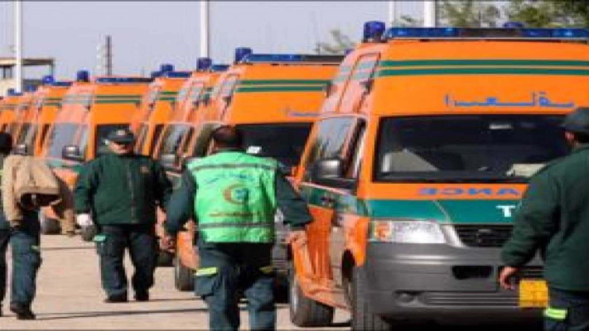 سيارات الإسعاف المصرية تبدأ بنقل ضحايا الطائرة الروسية