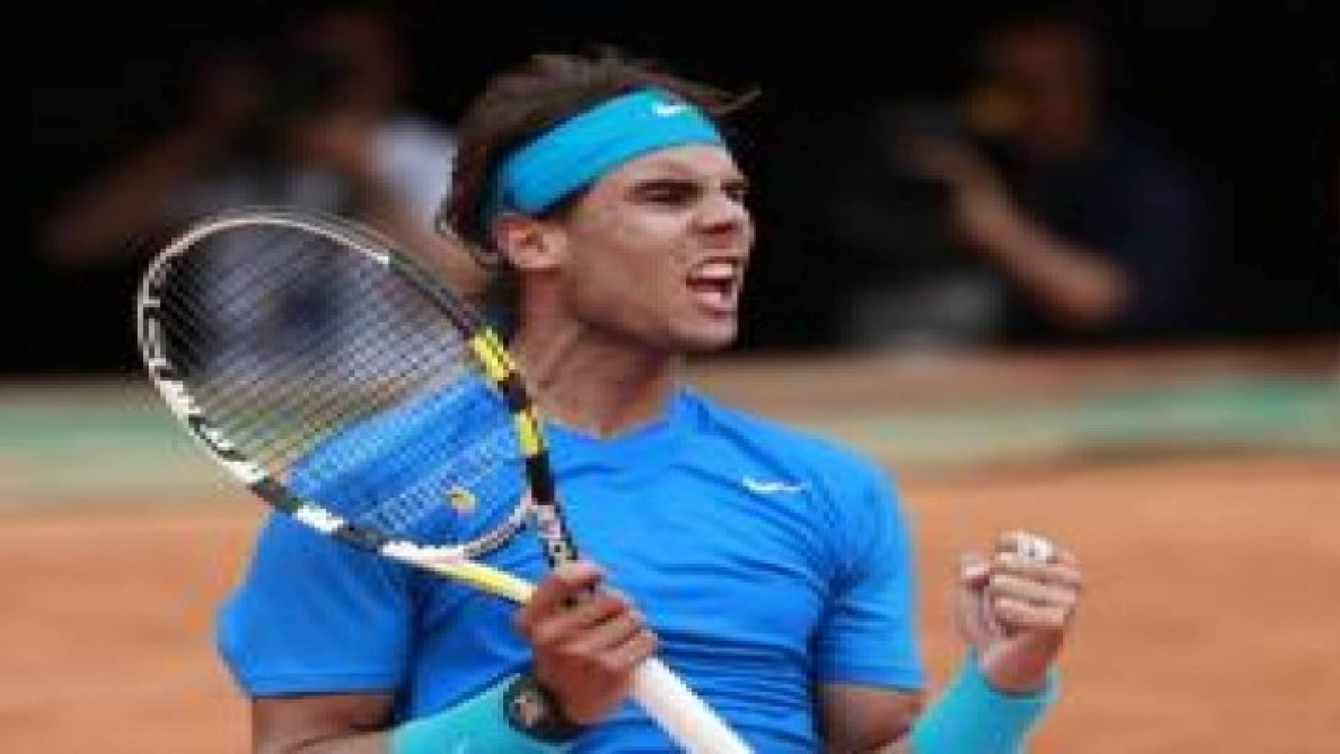 نادال و فيدرر يتأهلان لنصف نهائي بطولة بازل