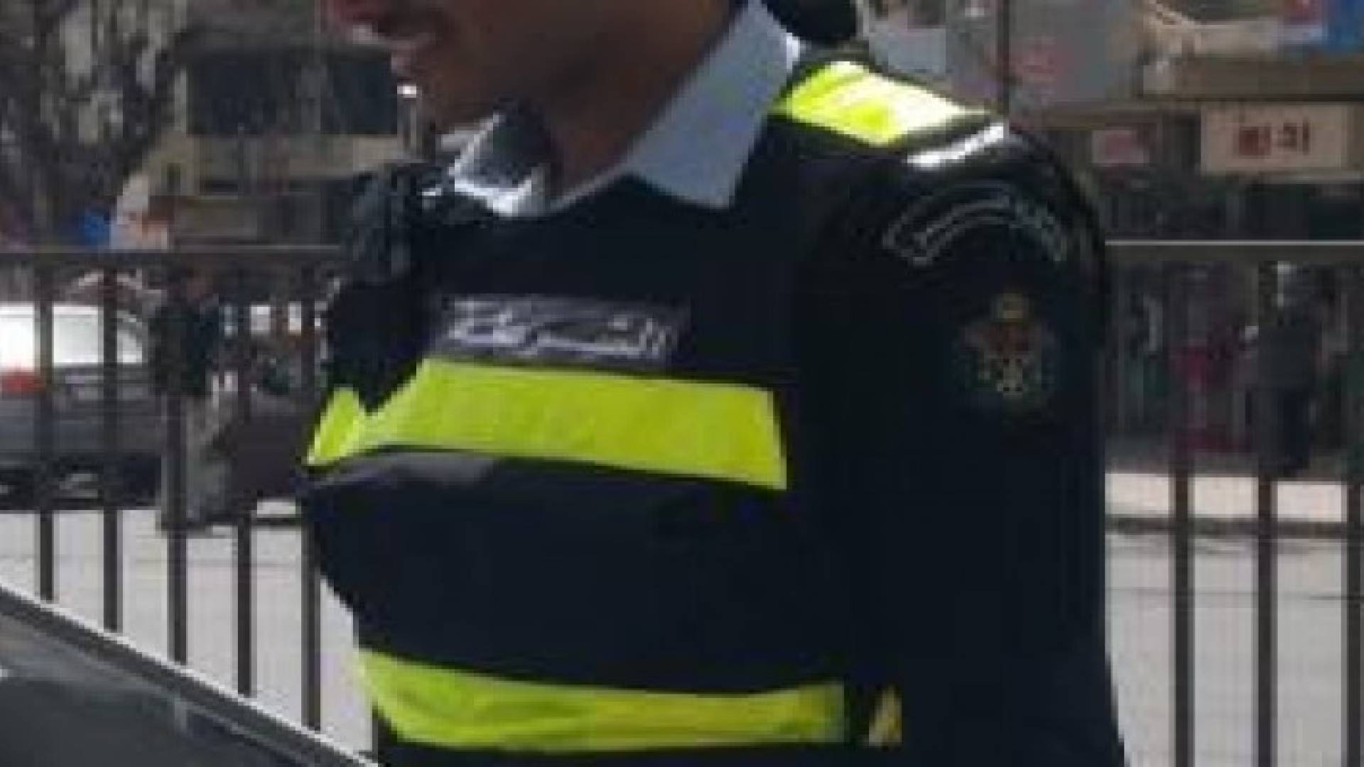 عمان : شرطي سير  يتعرض للدهس وحالته جيدة..تفاصيل