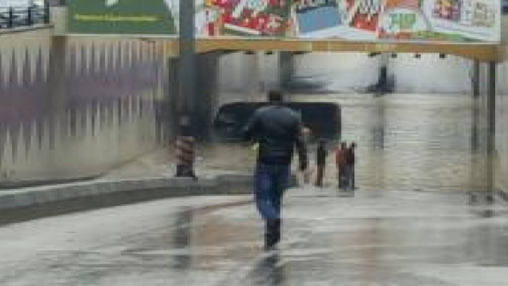 انقاذ 750 شخصا وسحب مياه من داخل 400 بيت ومنشأة