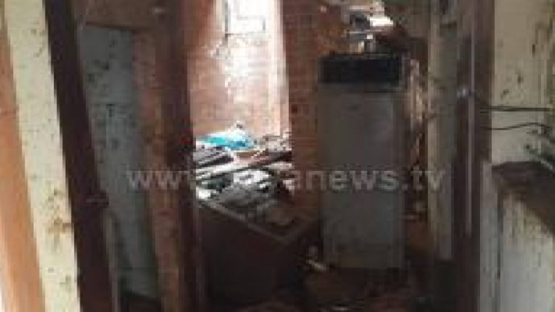 بالفيديو والصور: لحظة مداهمة المياه لمنزل الشاب العشريني الذي توفي الخميس غرقا في عمان