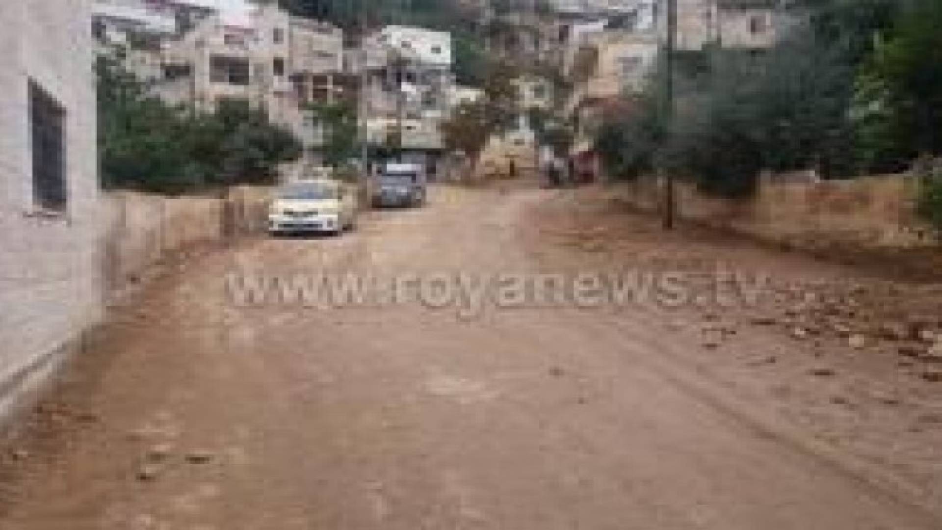 الامانة: 200 قلاب طمم ازيلت من وادي السير بسبب السيول الجارفة.. فيديو وصور