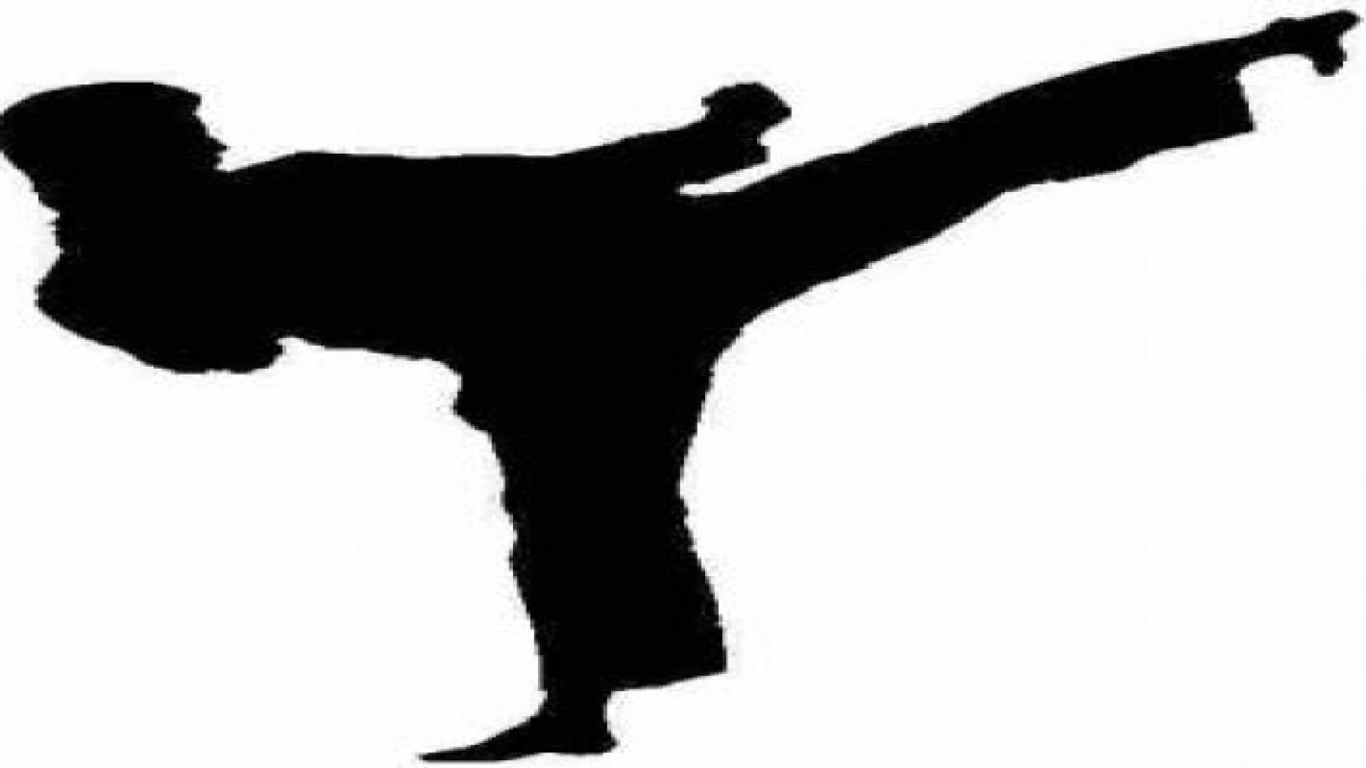 كراتيه : بعثة المنتخب الوطني تغادر إلى أندونيسيا للمشاركة في بطولة العالم للناشئين