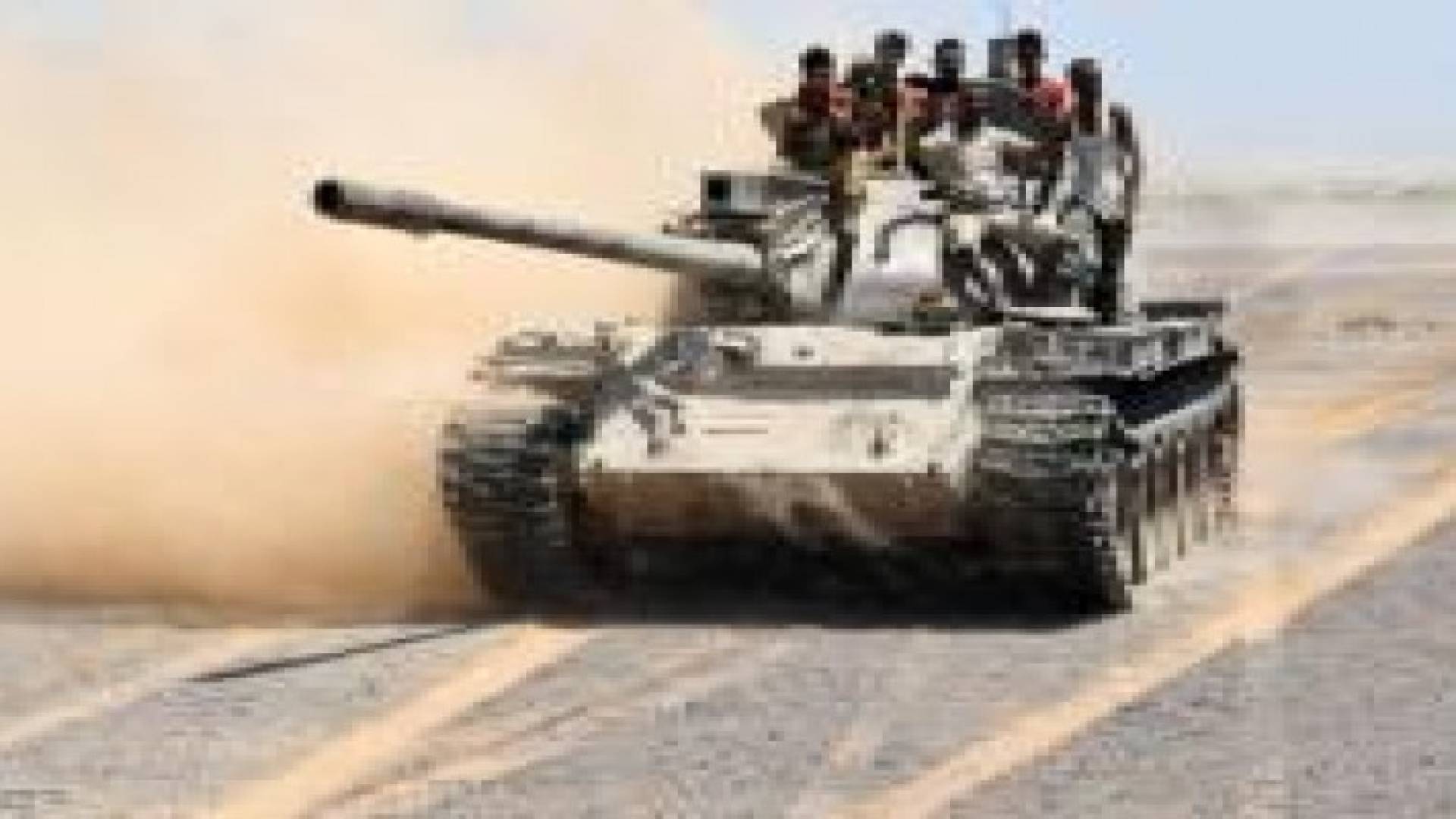 قصف تجمعات الحوثيين بالضالع ومعارك عنيفة بتعز