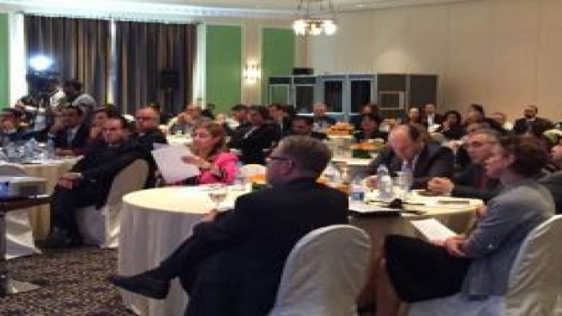 البنك المركزي يدعو الحكومة الى تبني الشمول المالي