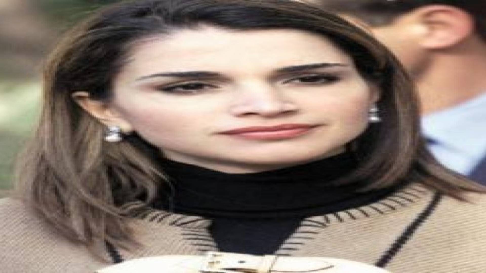 الملكة تعزي بالشهيدين الملكاوي والعقرباوي في الزرقاء