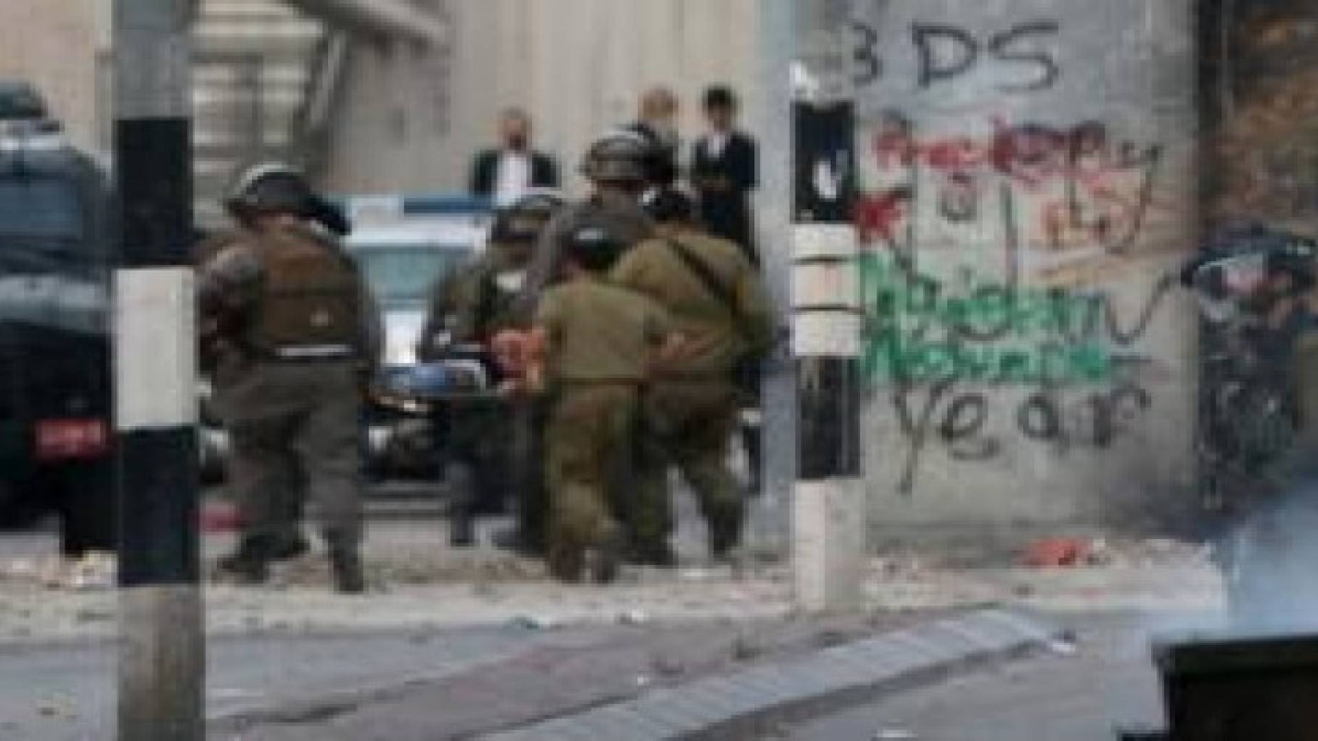 إصابة جنديين إسرائيليين بمواجهات عنيفة بالعروب