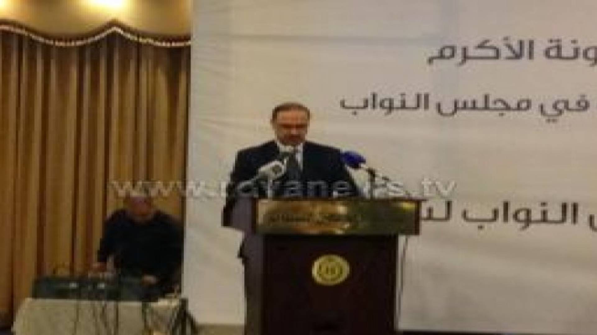 المومني : ابقاء تقسيم الدوائر الانتخابية بيد الحكومة لابعاد الحرج عن مجلس الامة