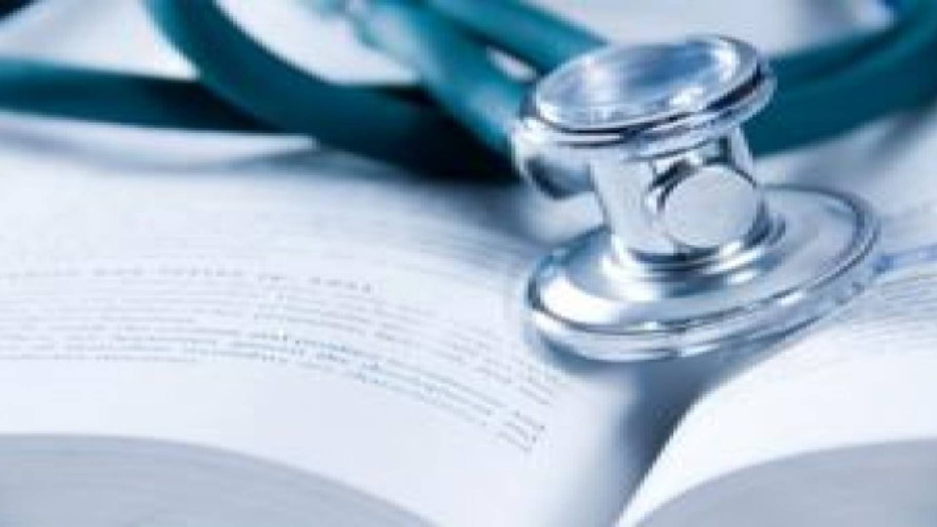 الموافقة على نظام ممارسة مهنة السمعيات وترخيص الصيدليات