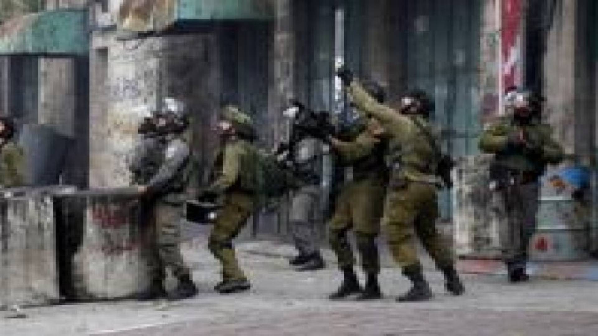 إصابة بالرصاص الحي بمواجهات ببيت عوا