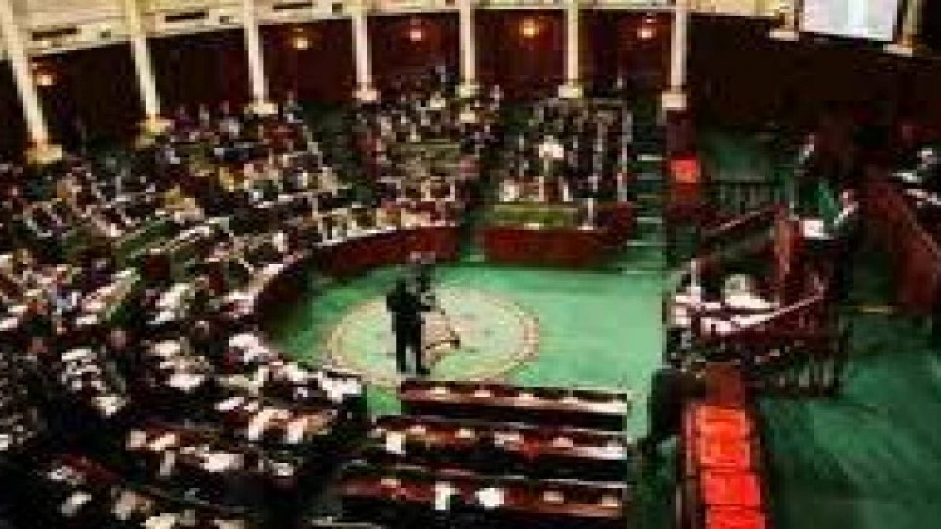 برلمان تونس ينعى بالخطأ مناضلة جزائرية شهيرة