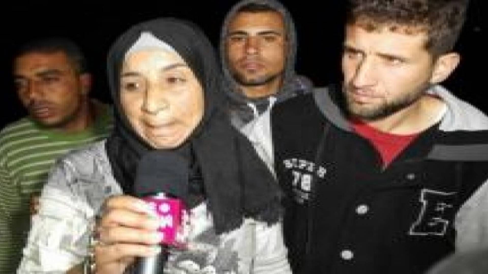 الإفراج عن أسيرة بعد اعتقال دام 33 شهرا