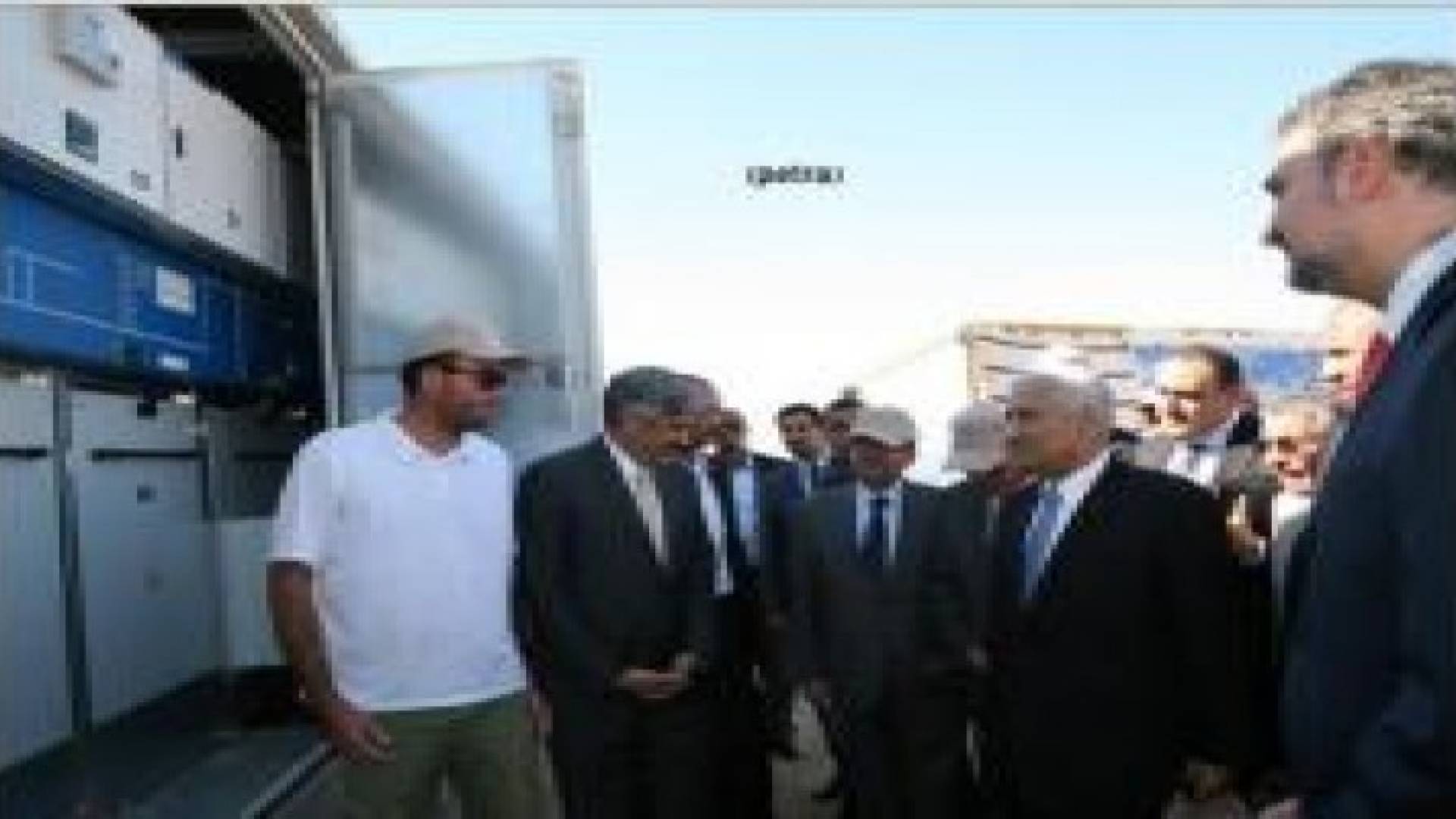 النسور يتابع سير العمل بمشروعات تنموية في العقبة