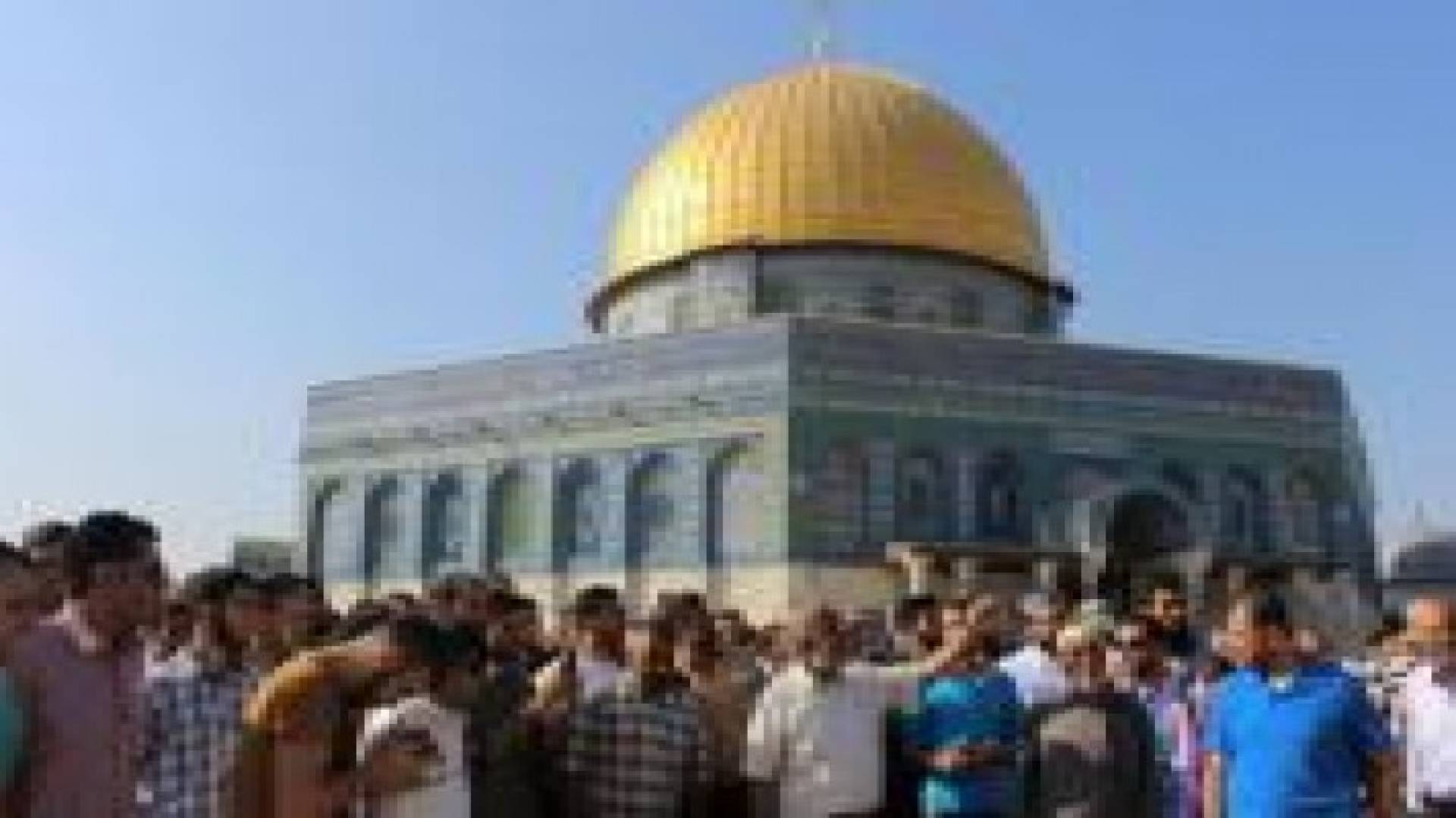 عشرات المصلين الغزيين يتوجهون للاقصى