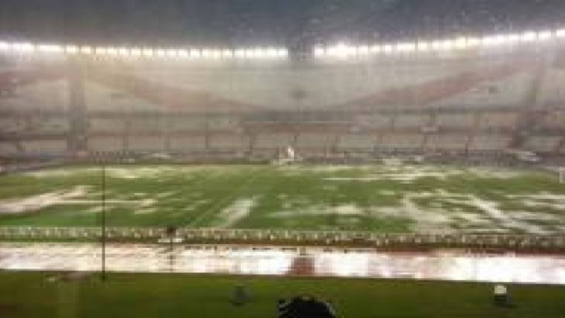 تأجيل مباراة الأرجنتين والبرازيل حتى فجر الغد بسبب الامطار