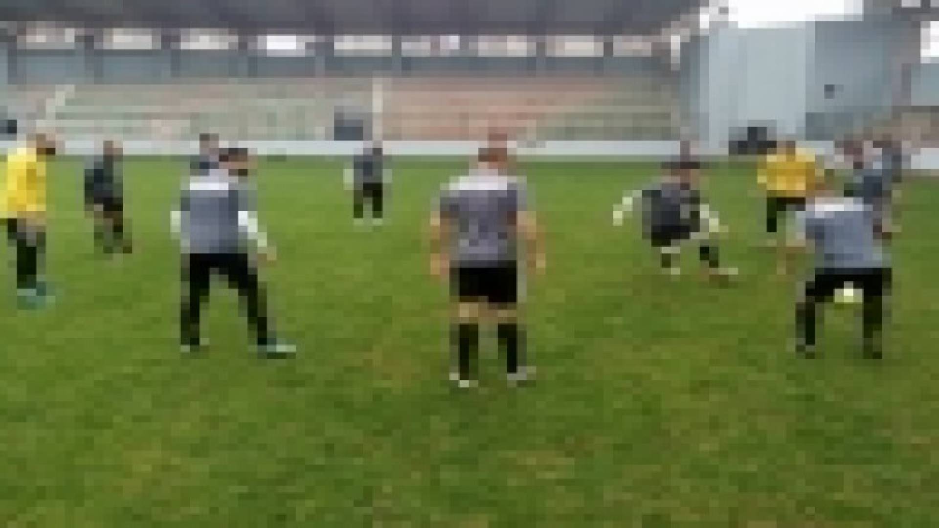 عبد الفتاح ينتظم بتدريبات المنتخب الوطني.. والتحضيرات لملاقاة قيرغيزستان تتواصل