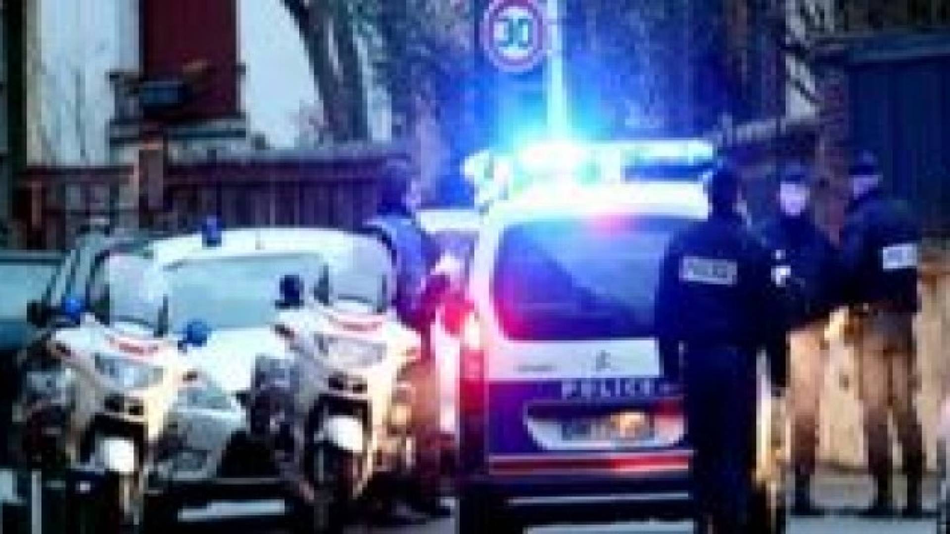 السلطات الامنية الفرنسية تداهم بعض المنازل في ضواحي باريس