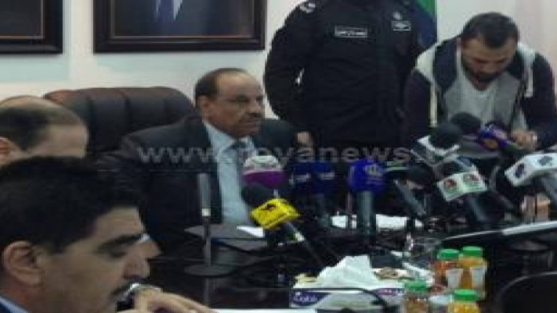 وزير الداخلية : اطلاق النار في الموقر "حادث فردي" ولا جهة تقف وراءه