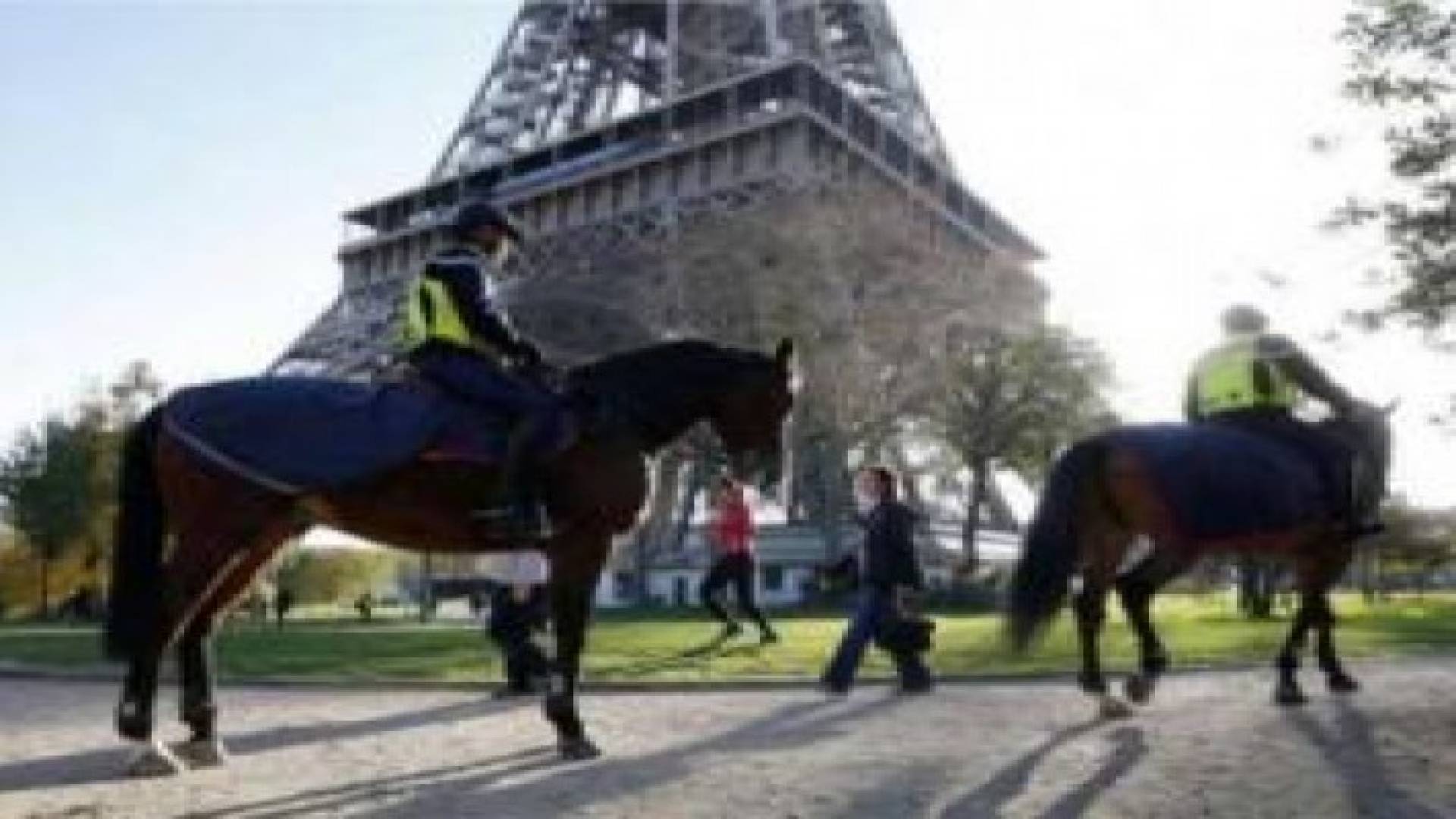 واشنطن وباريس تكثفان التنسيق العسكري والاستخباراتي بينهما