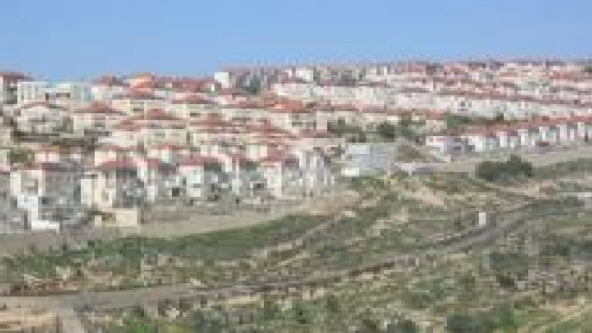 نتنياهو يقرر بناء 454 وحدة استيطانية بالقدس الشرقية