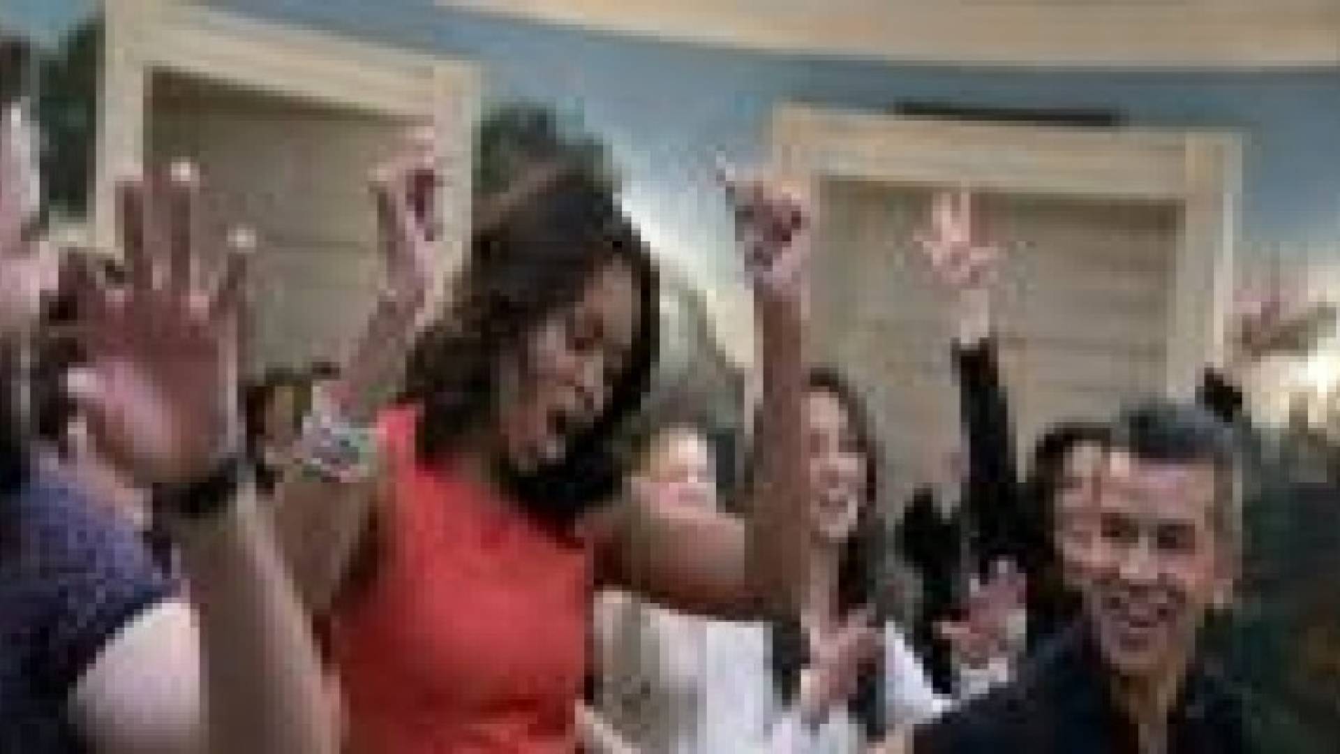 بالفيديو: سيدة أمريكا الأولى تشارك في حفل غنائي