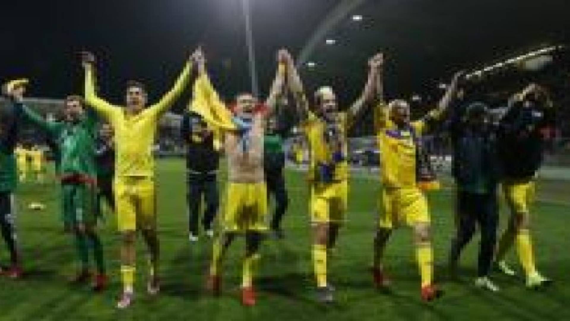 بالفيديو: أوكرانيا تحجز المقعد الـ 24 الأخير في نهائيات "يورو 2016"