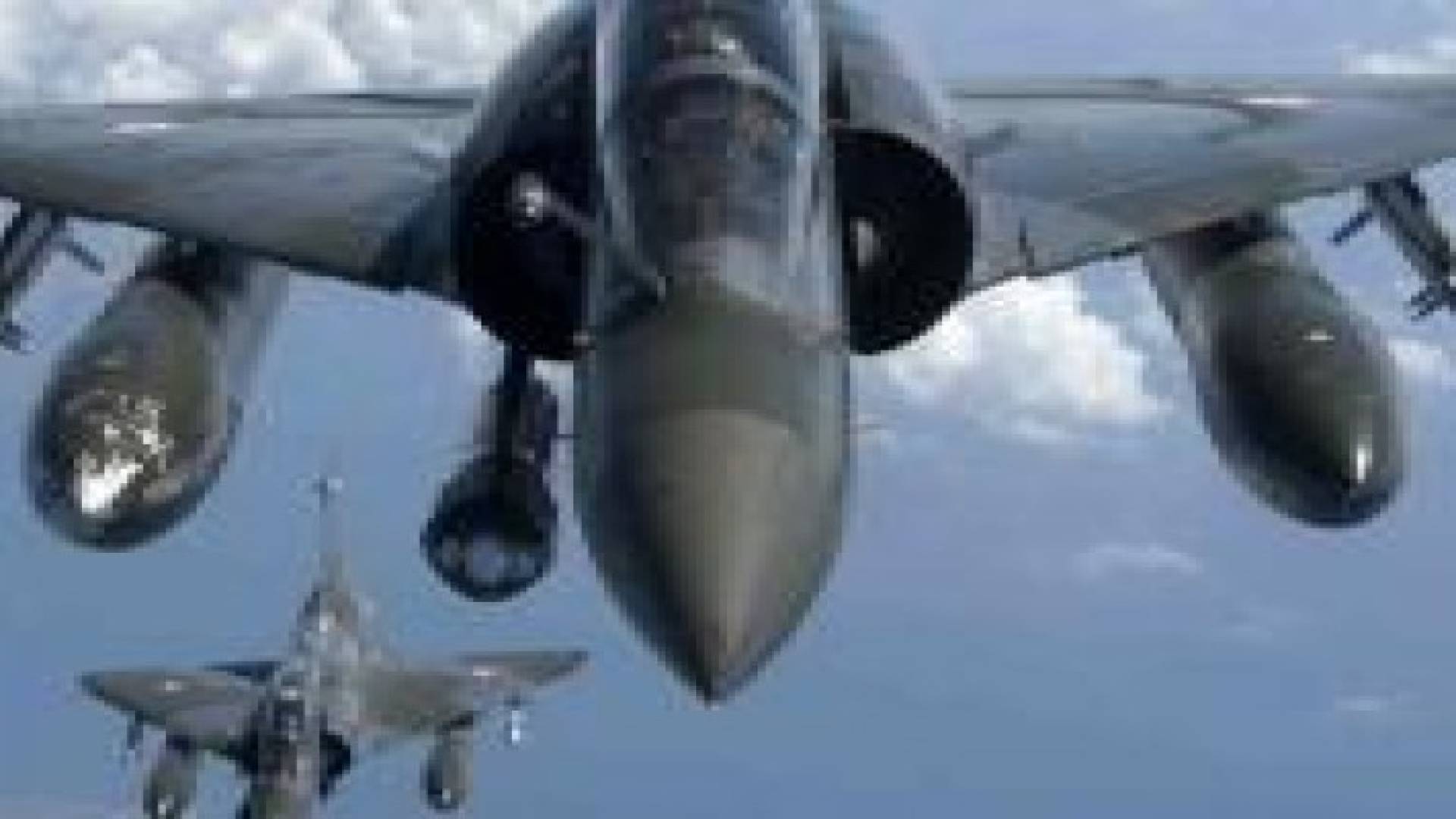 غارات فرنسية وروسية تقتل 33 من داعش في الرقة