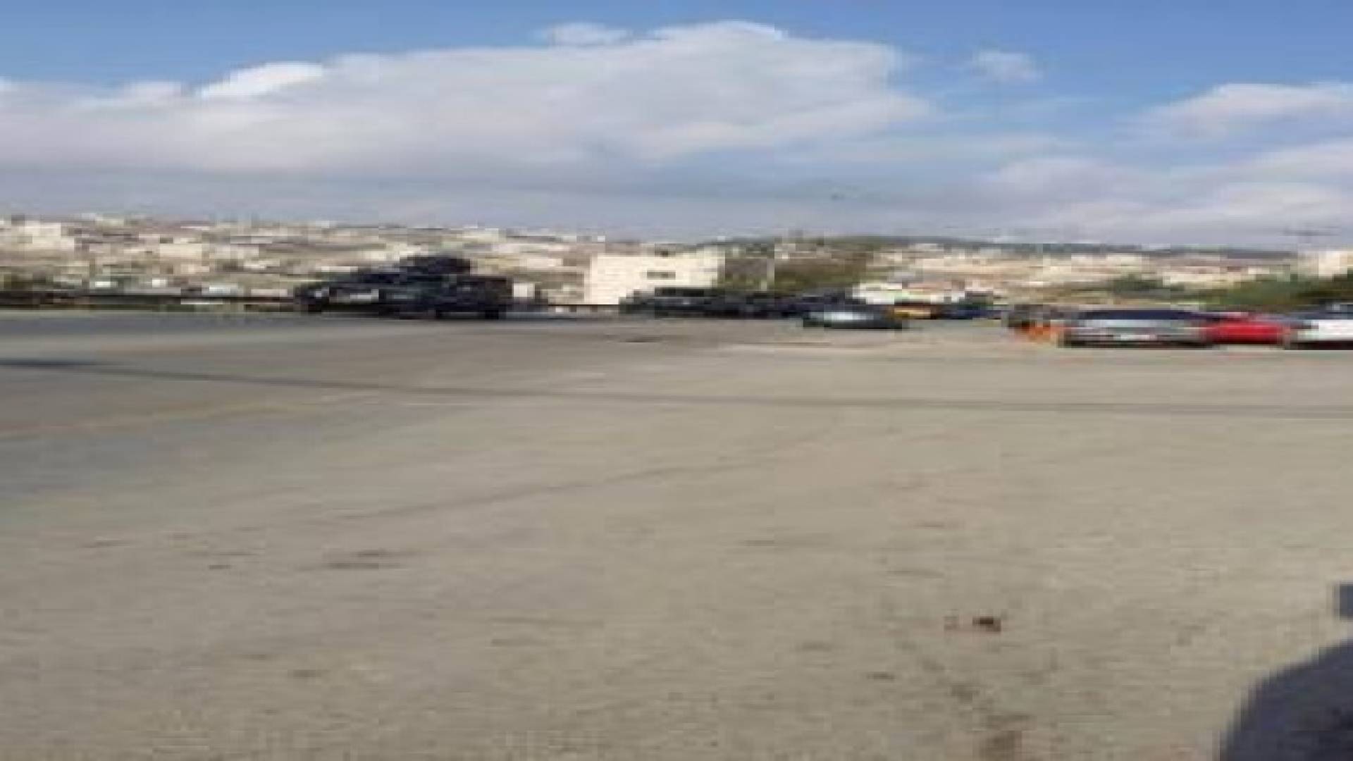 وفاة رجل أمن وإصابة آخر برصاص خاطئ من زميلهما .. صور