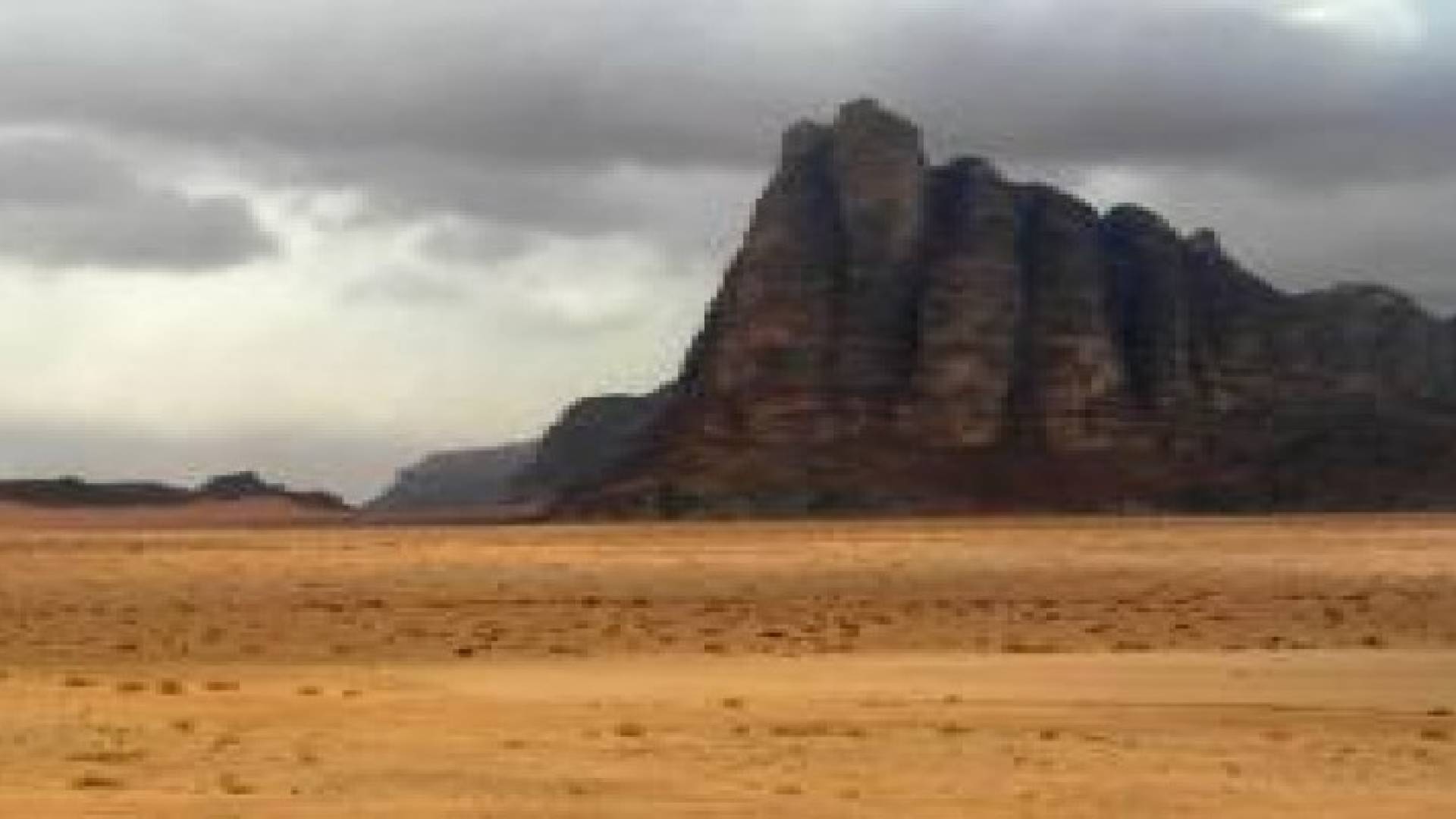 "الشرقية" تهب على المملكة بدءا من الجمعة وتزداد يومي السبت والأحد