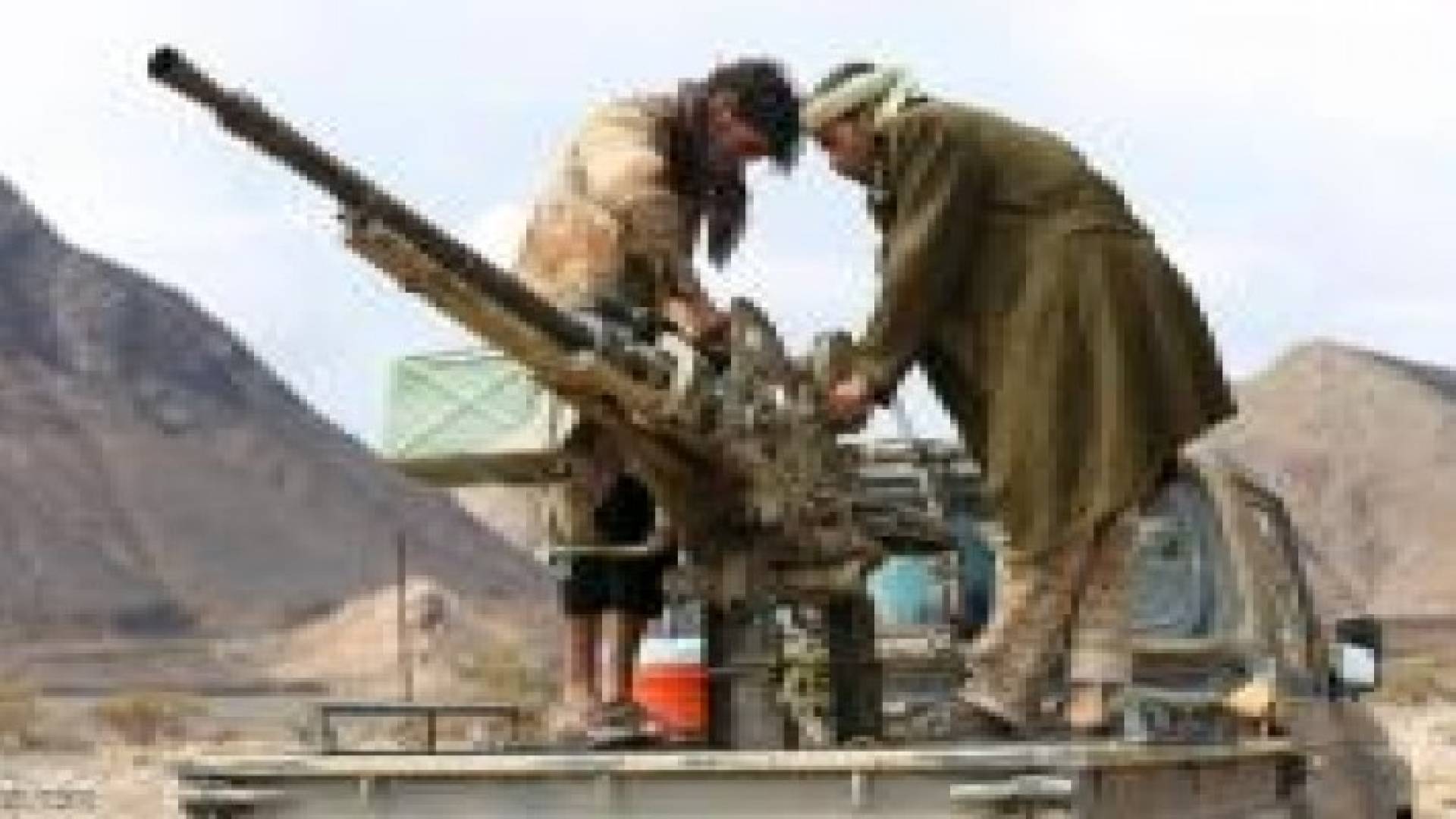 قصف مواقع للمتمردين قرب مأرب.. وتقدم للمقاومة بتعز